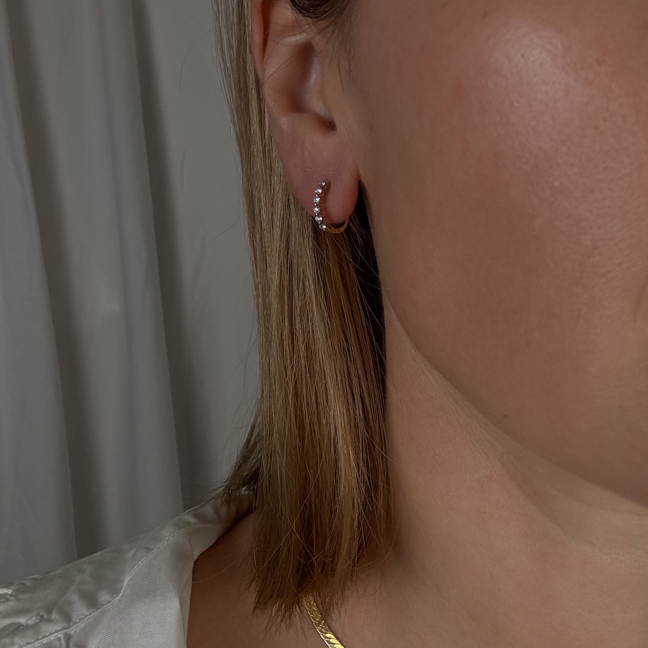 String of Diamonds Single Gold Hoop