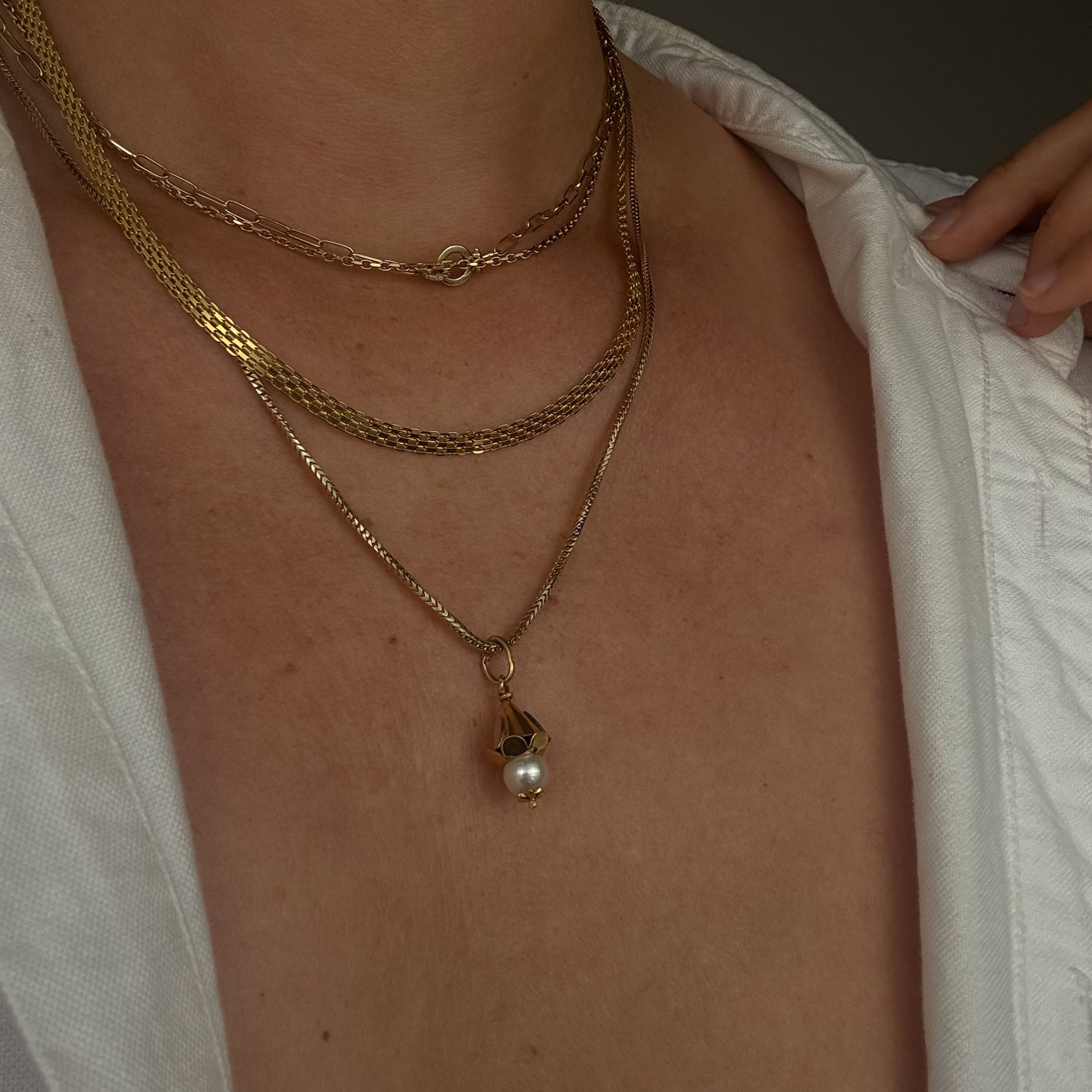 Floral Pearl Pendant