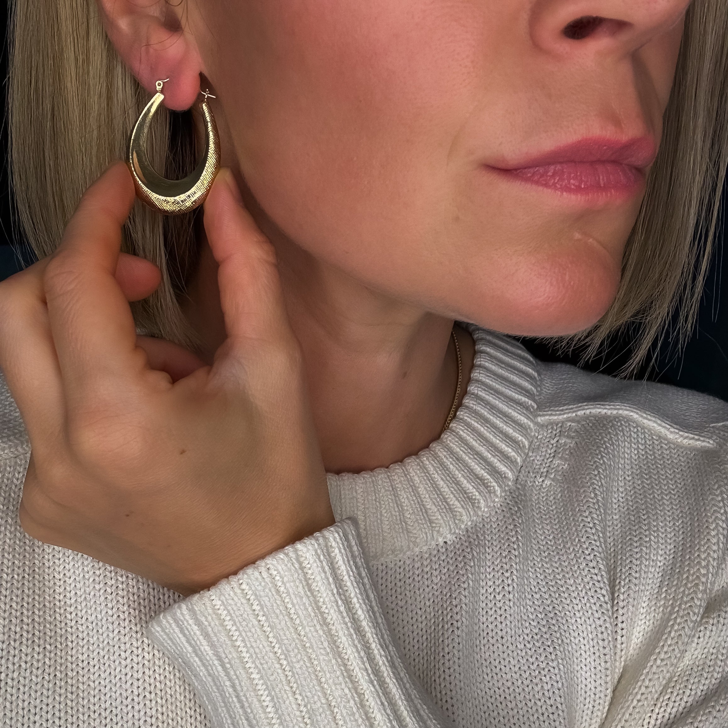 39 mm Sculptural Gold Hoops