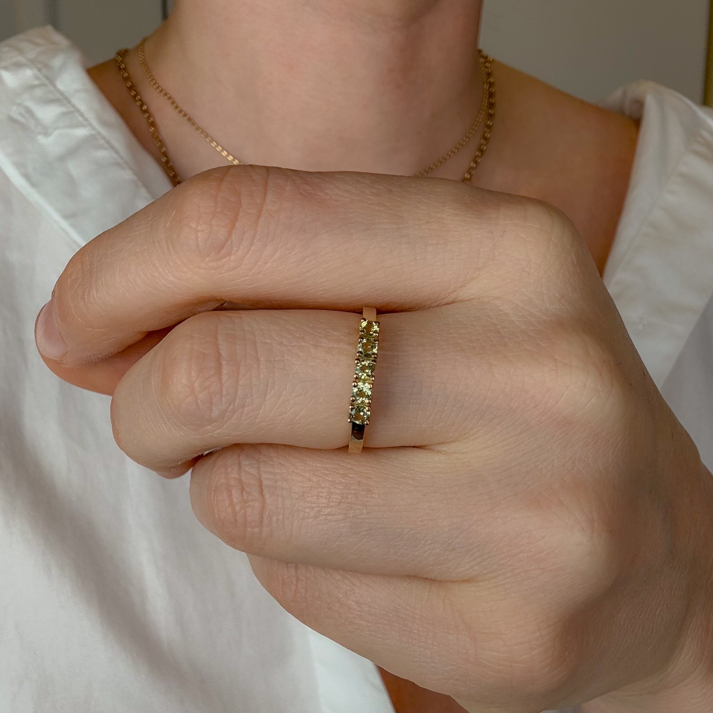 5 Peridot Gold Band