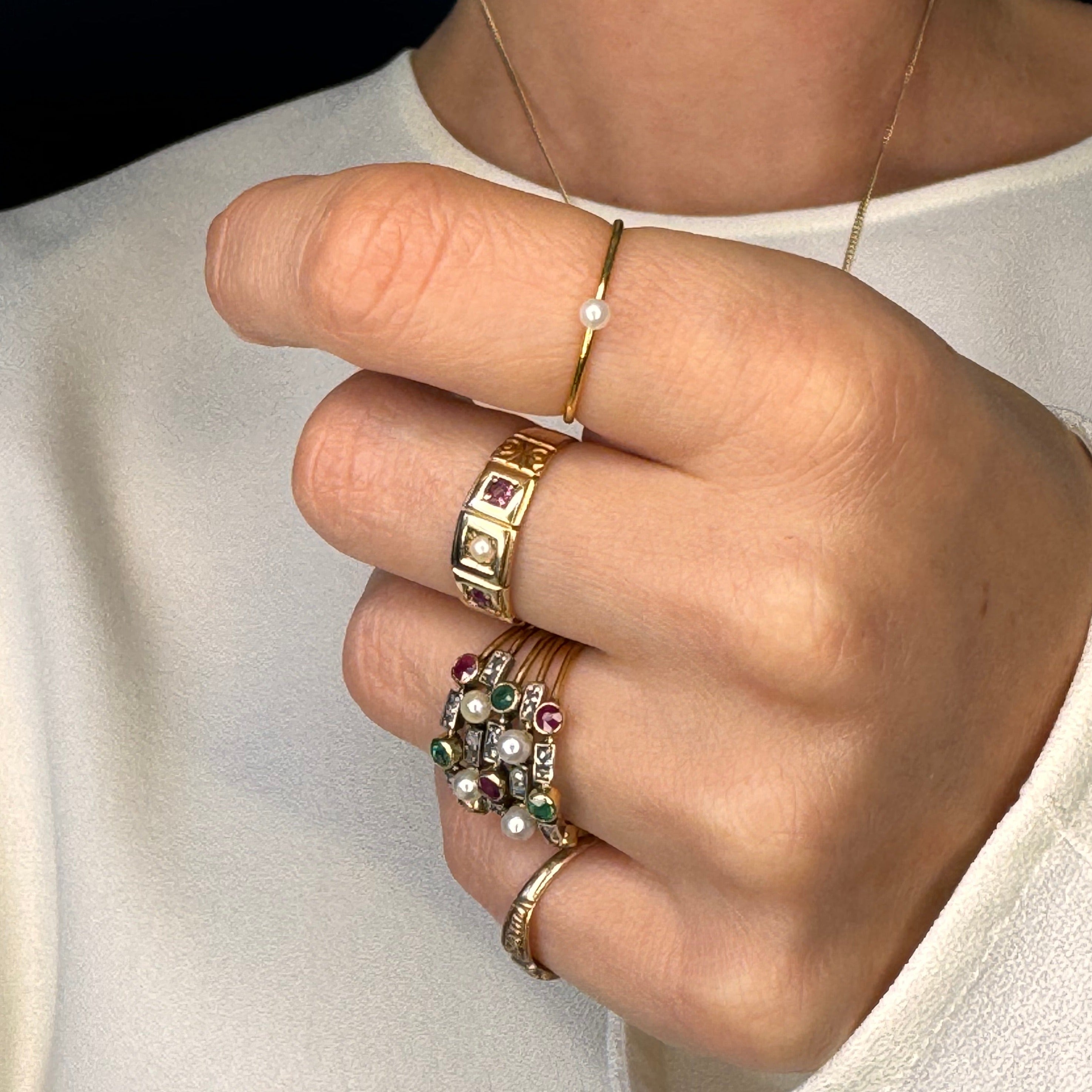 vintage 14k gold Dainty Pearl Ring