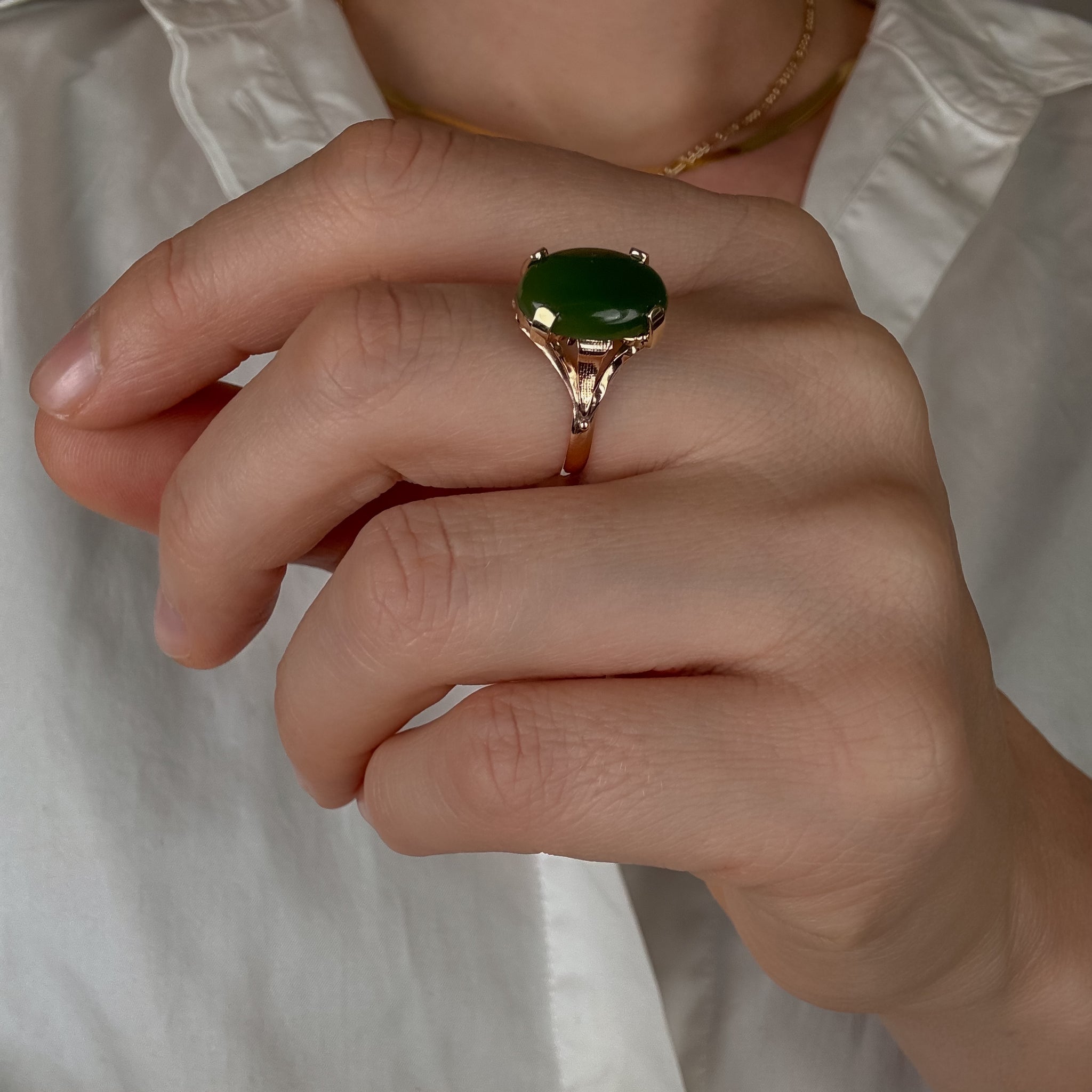 Juicy Solitaire Jade Ring