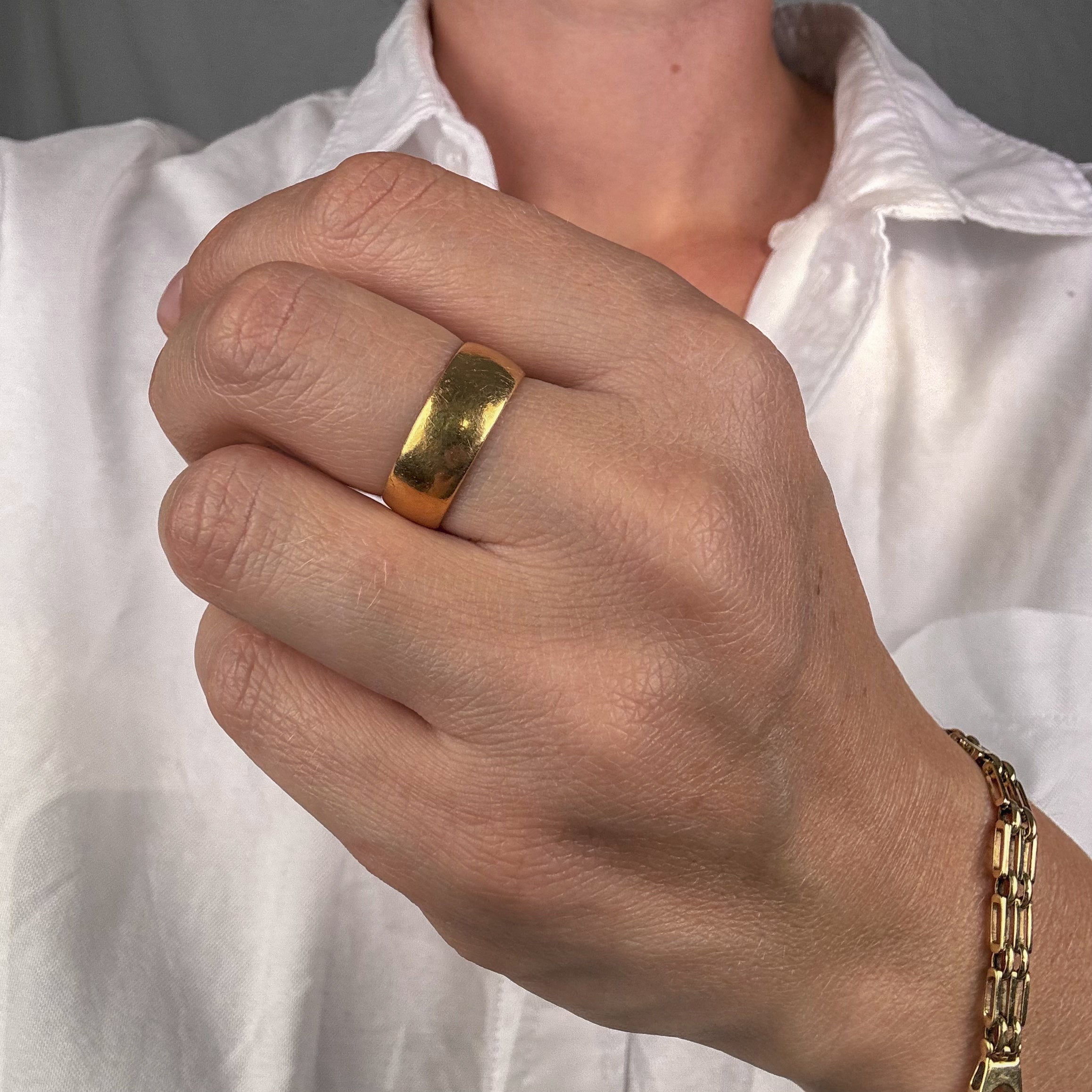 6.8 mm Buttery Gold Band