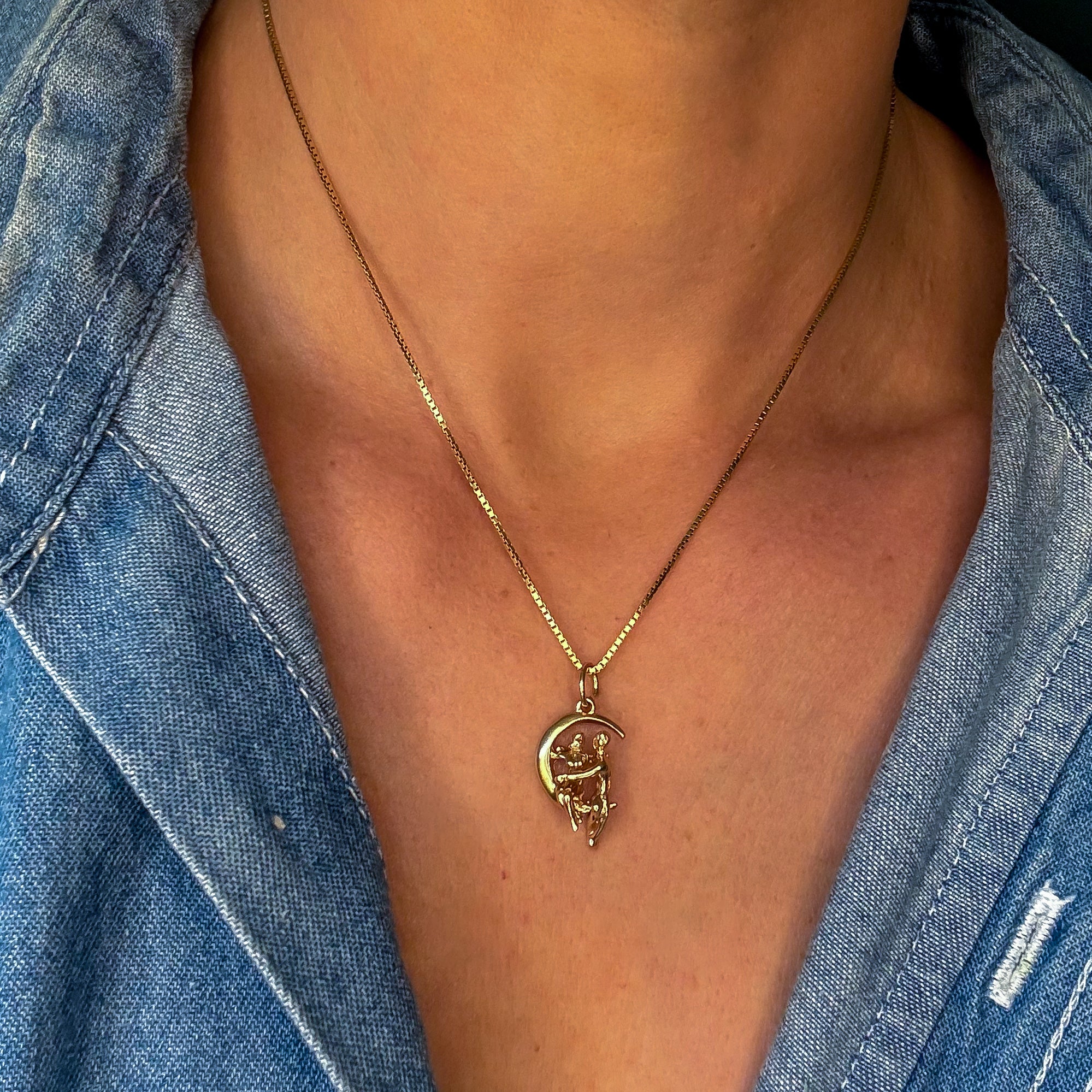 Articulated Couple on the Moon Pendant