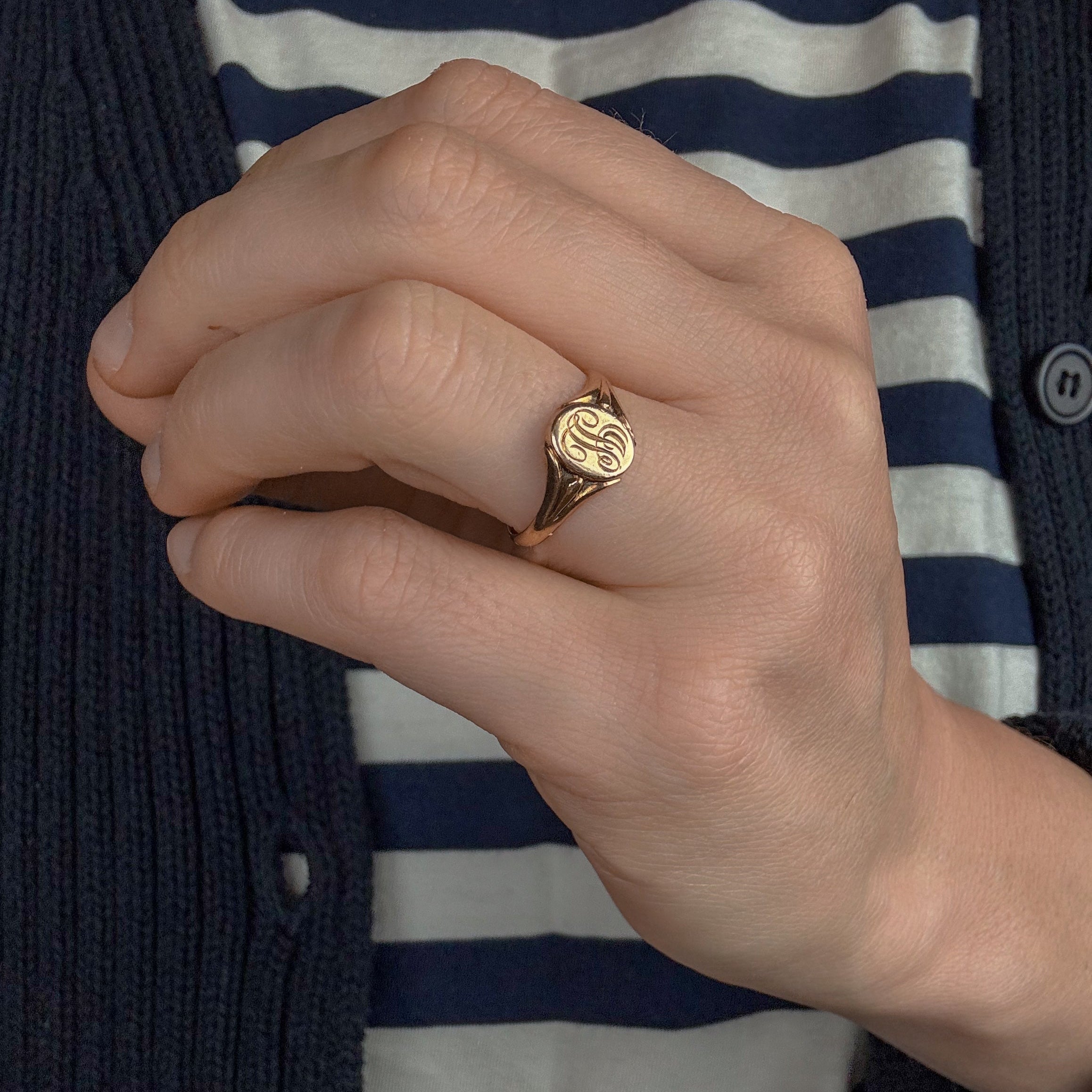 'H' Script Signet Ring