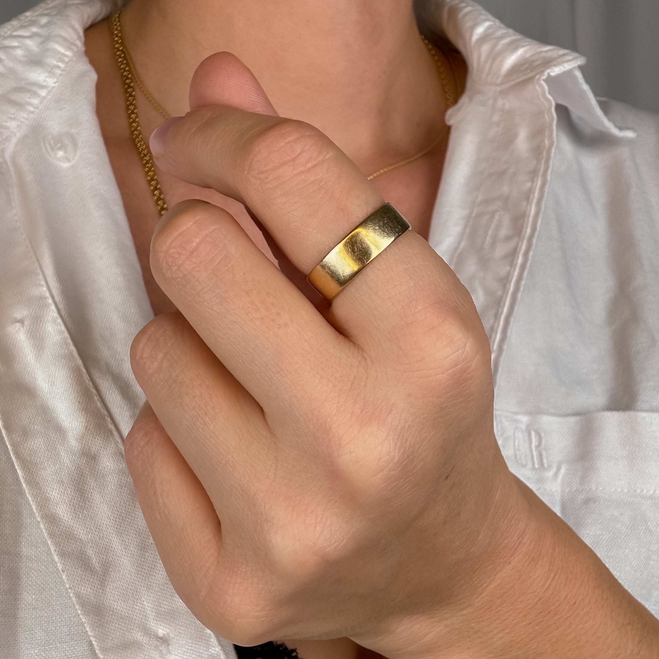 5.9 mm Gold Band