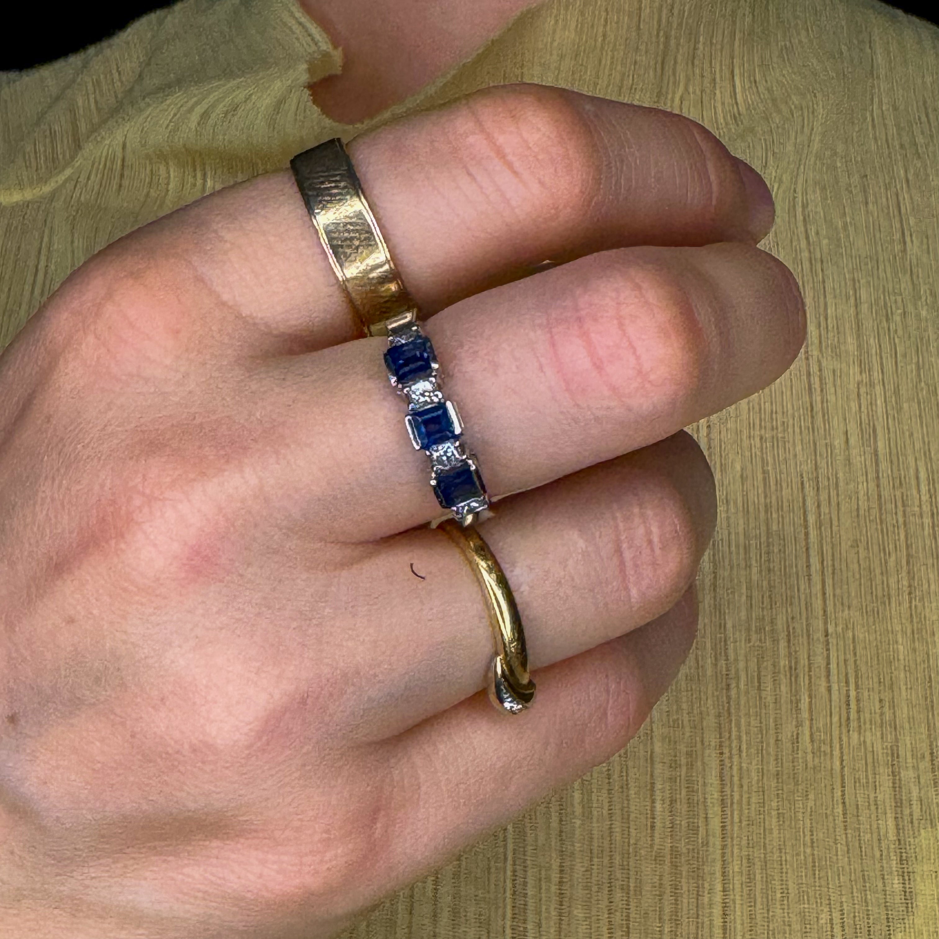 vintage 14k gold White Gold Sapphire Trilogy Ring