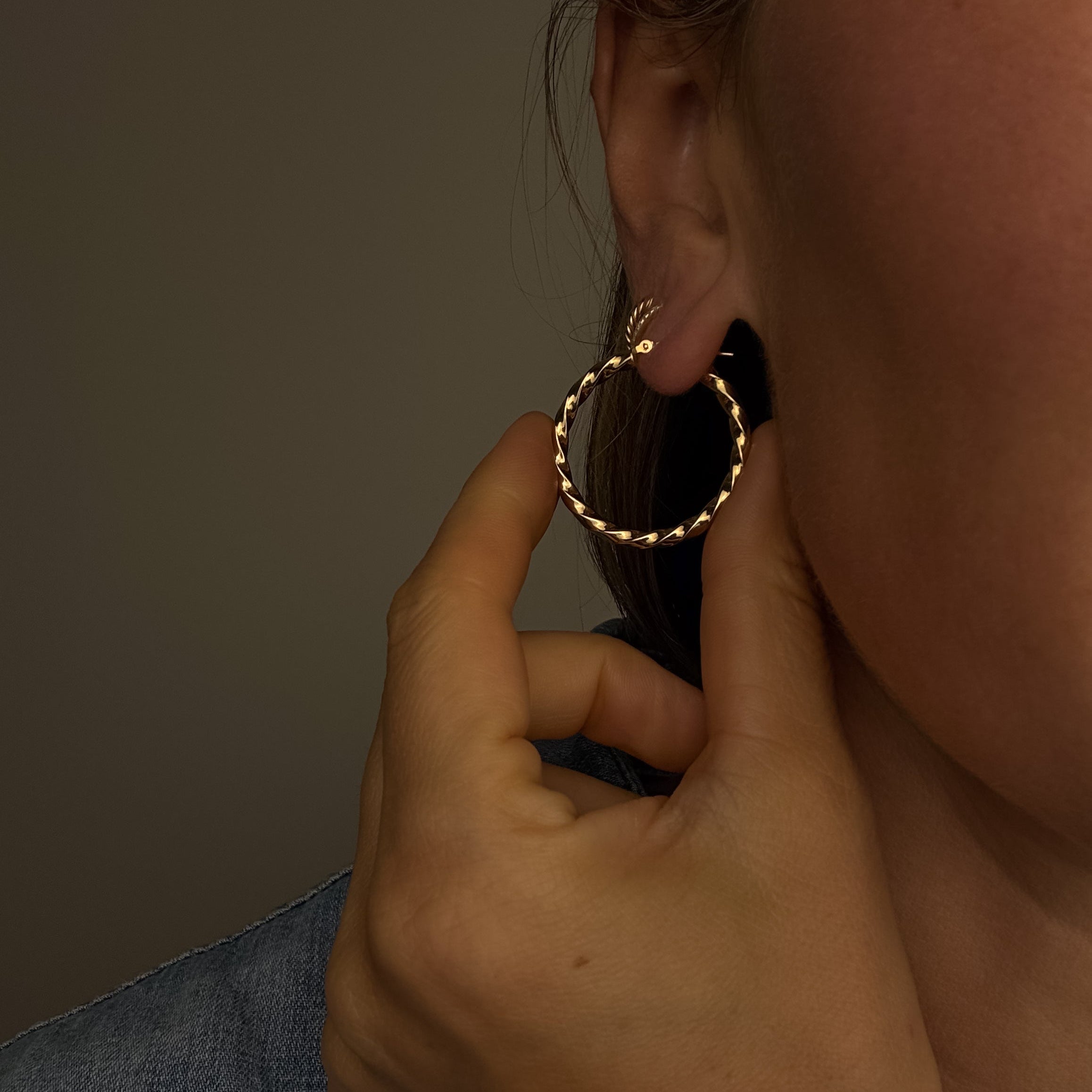 30.6mm Twist Hoops