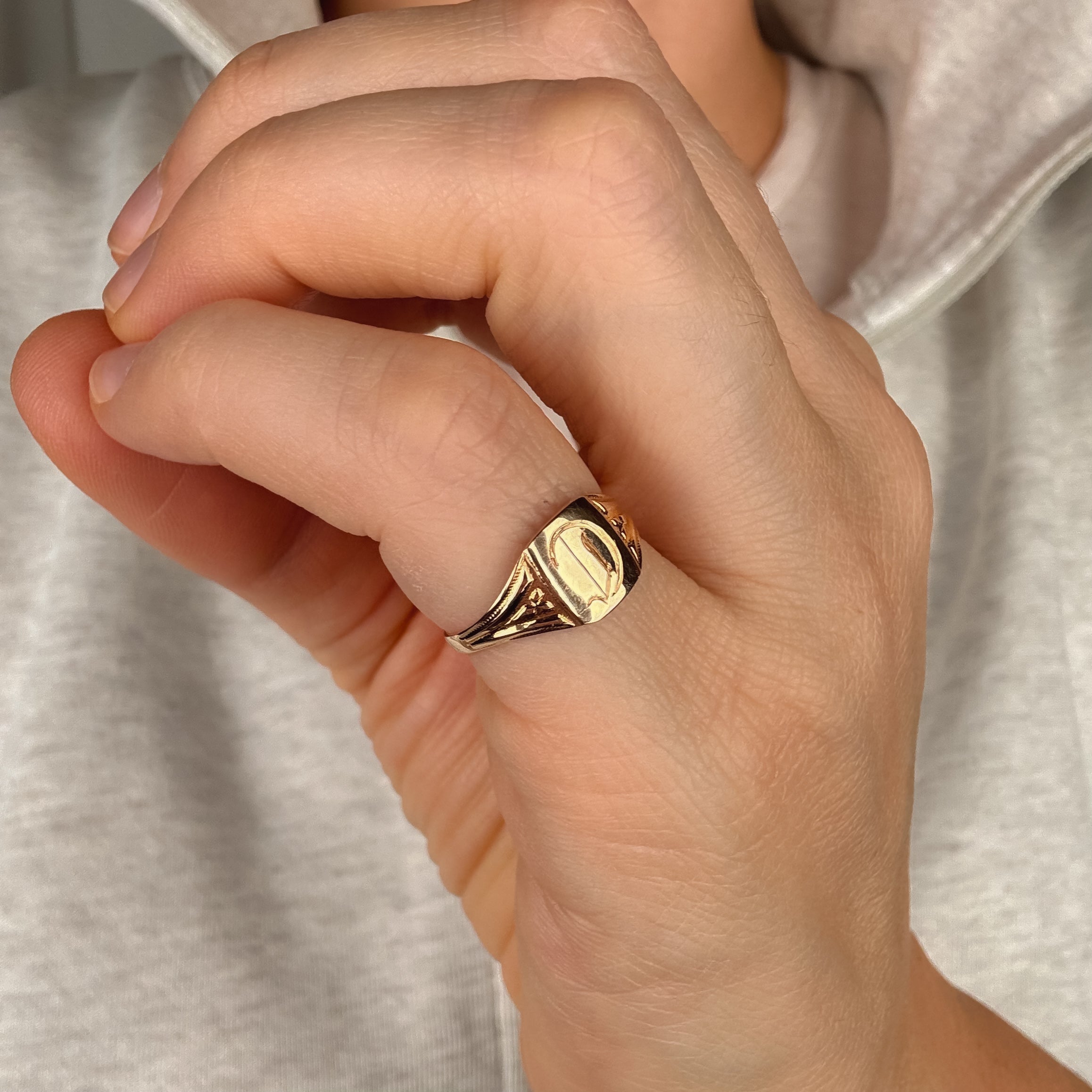 'D' Signet Ring
