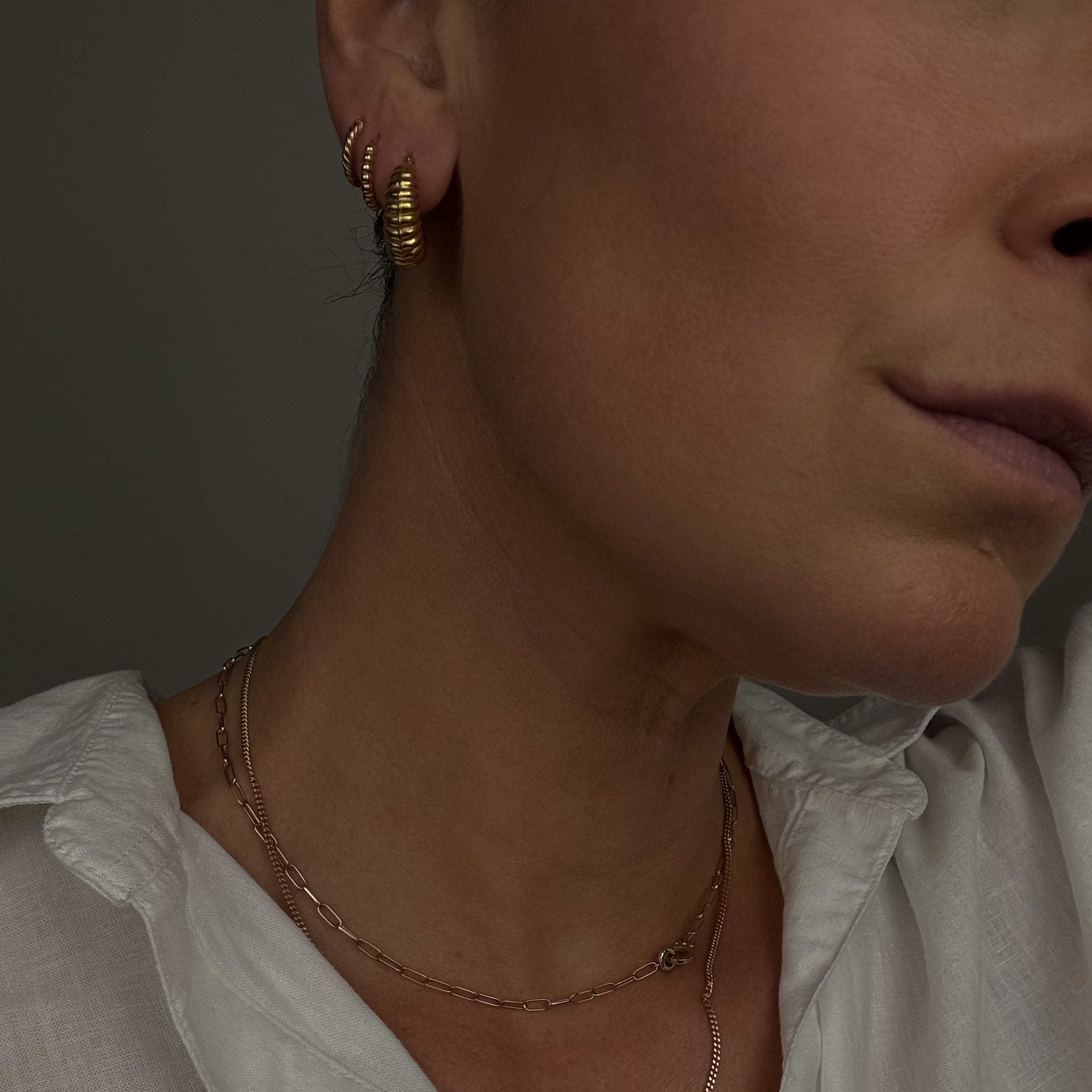 19.3mm Scalloped Hoops