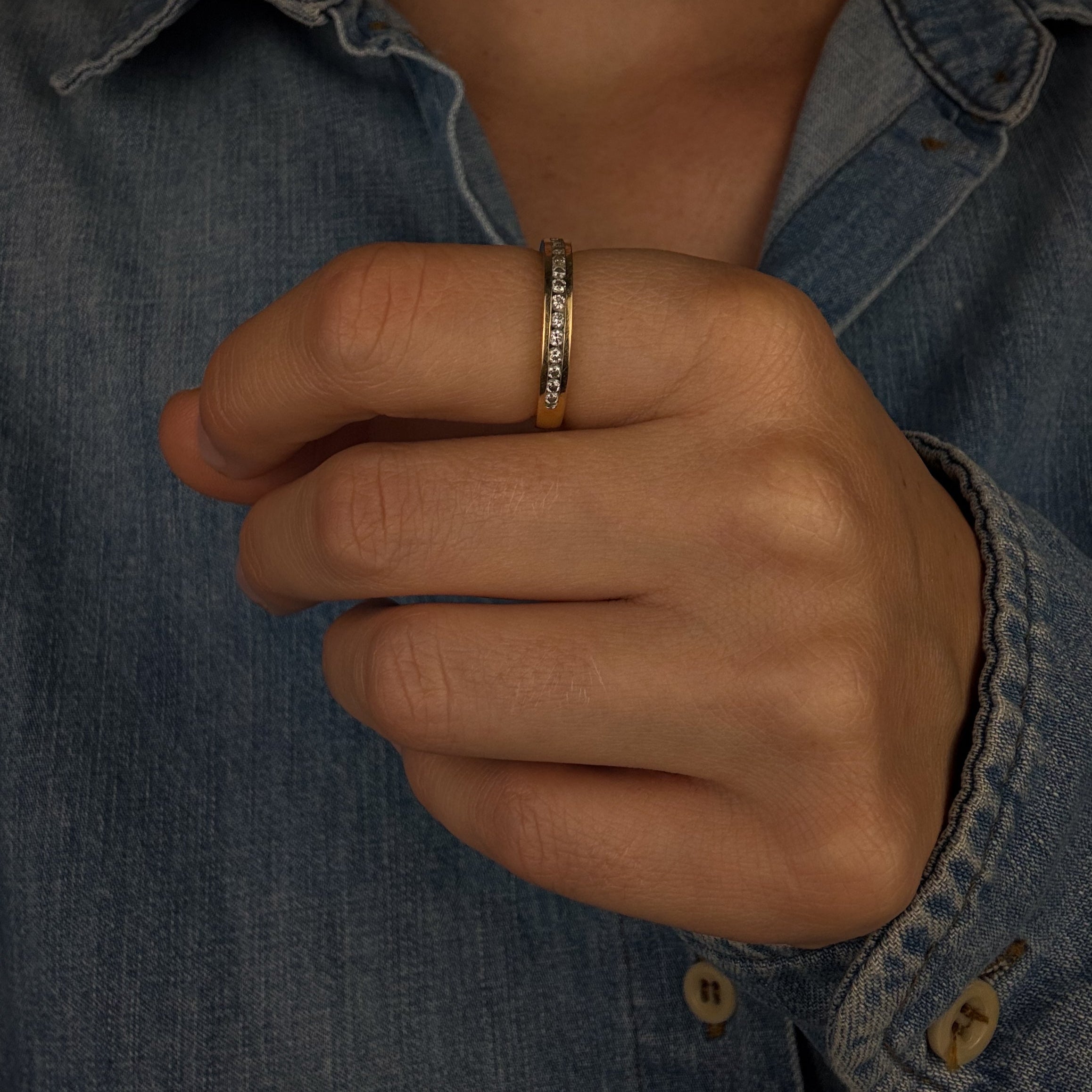 13 Diamond Channel Set Band