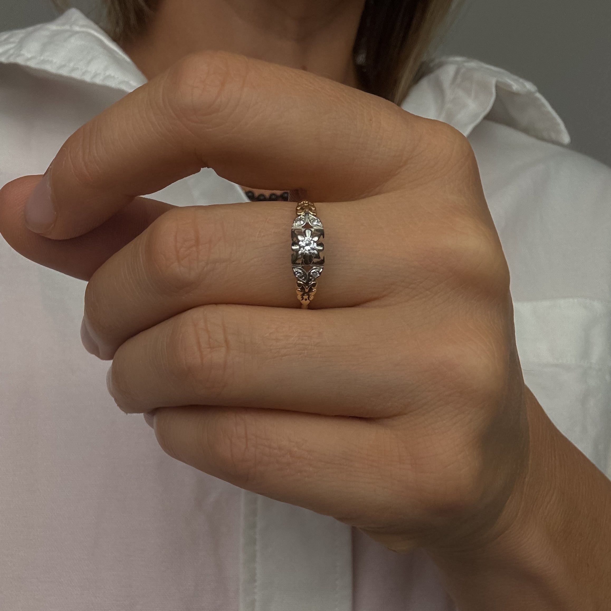 Floral Motif Diamond Engagement Ring