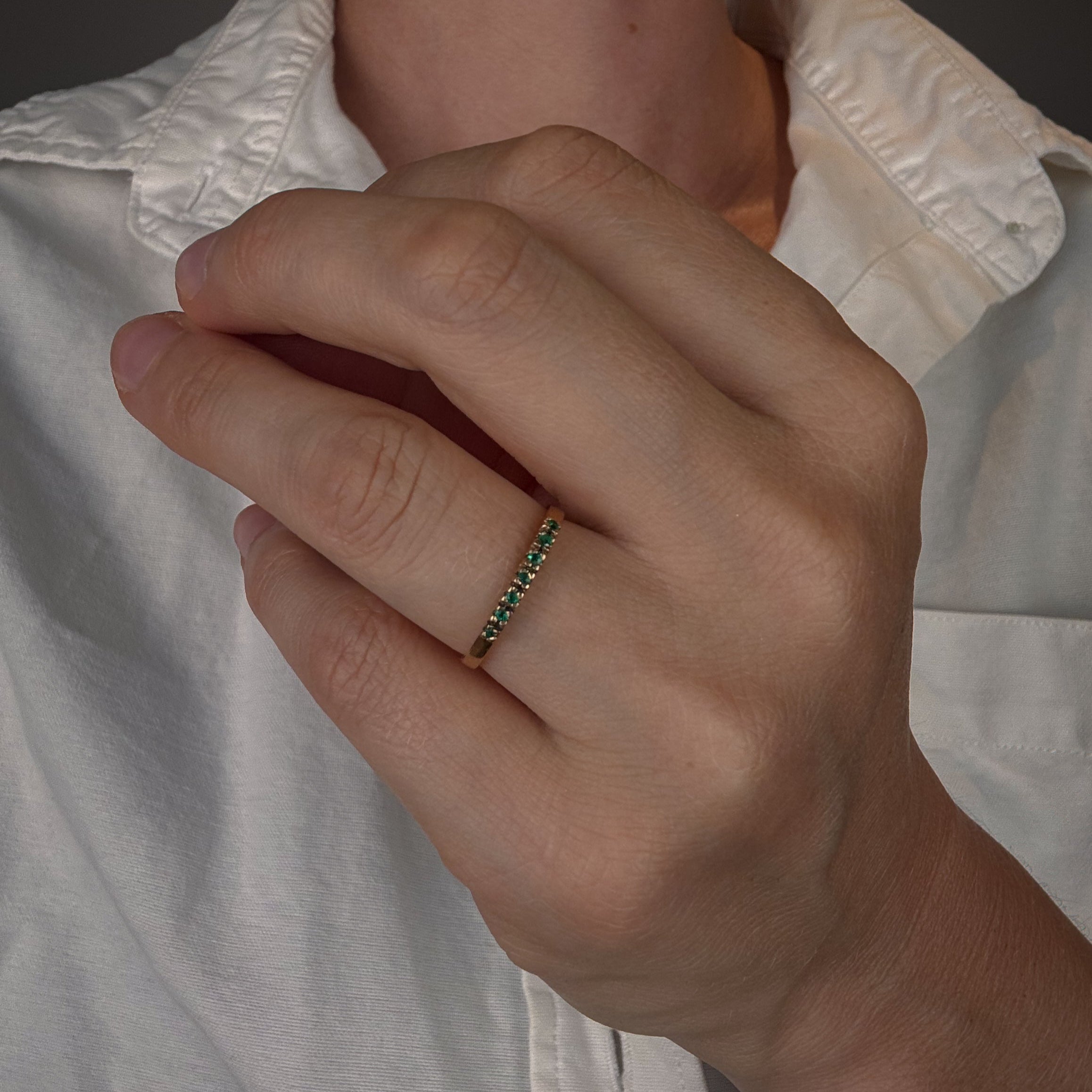 Dainty Emerald Ring