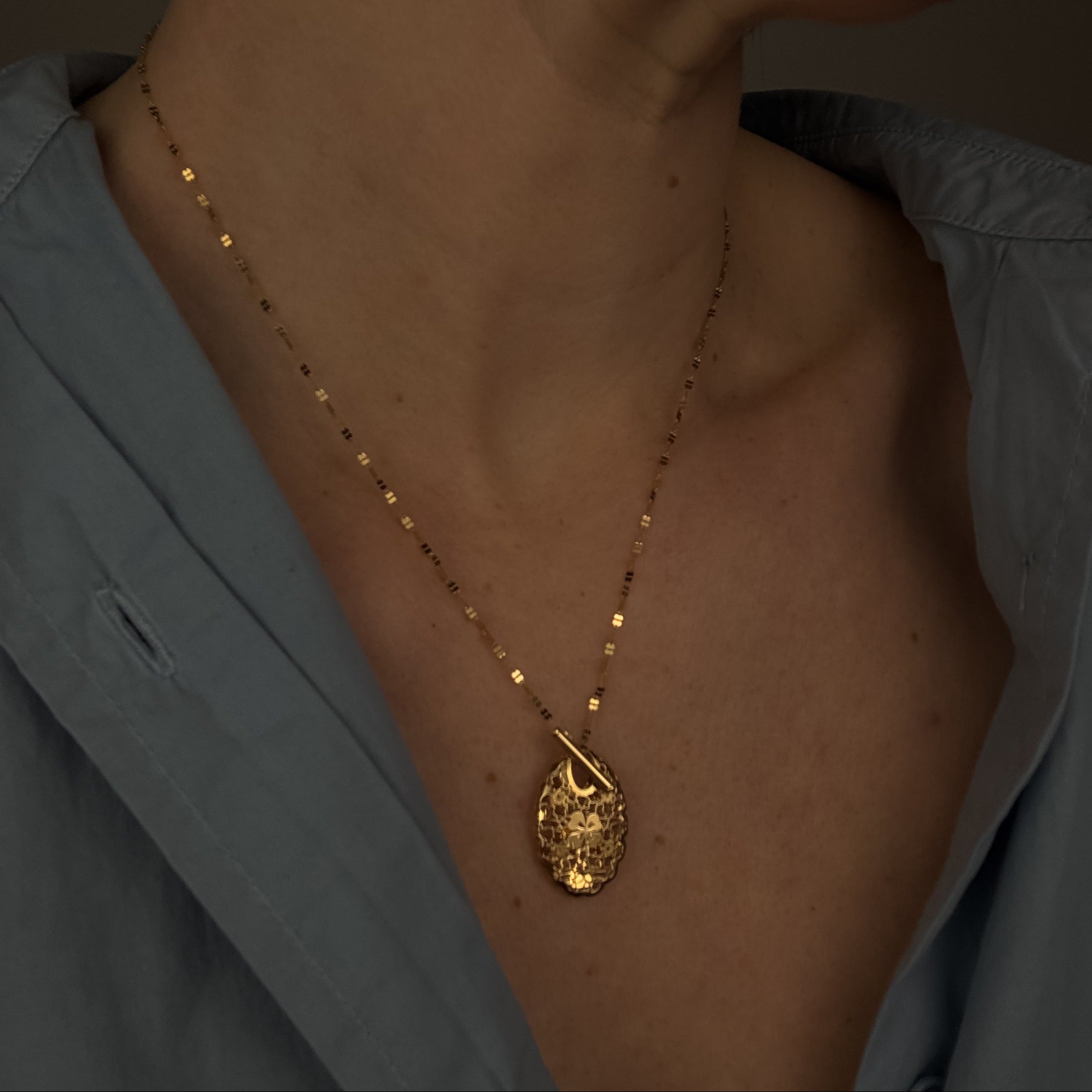 18" Sparkling Clover Necklace