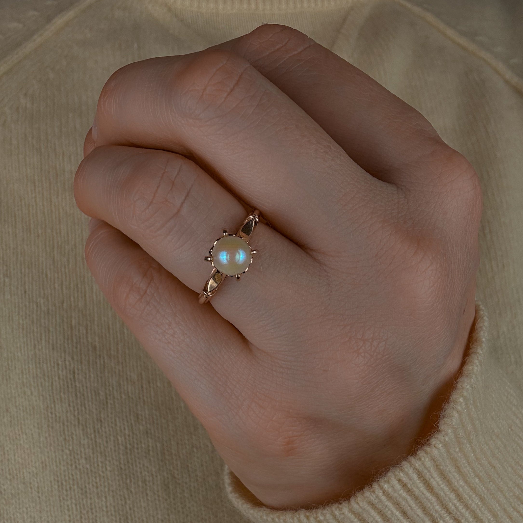 Solitaire Pearl Ring