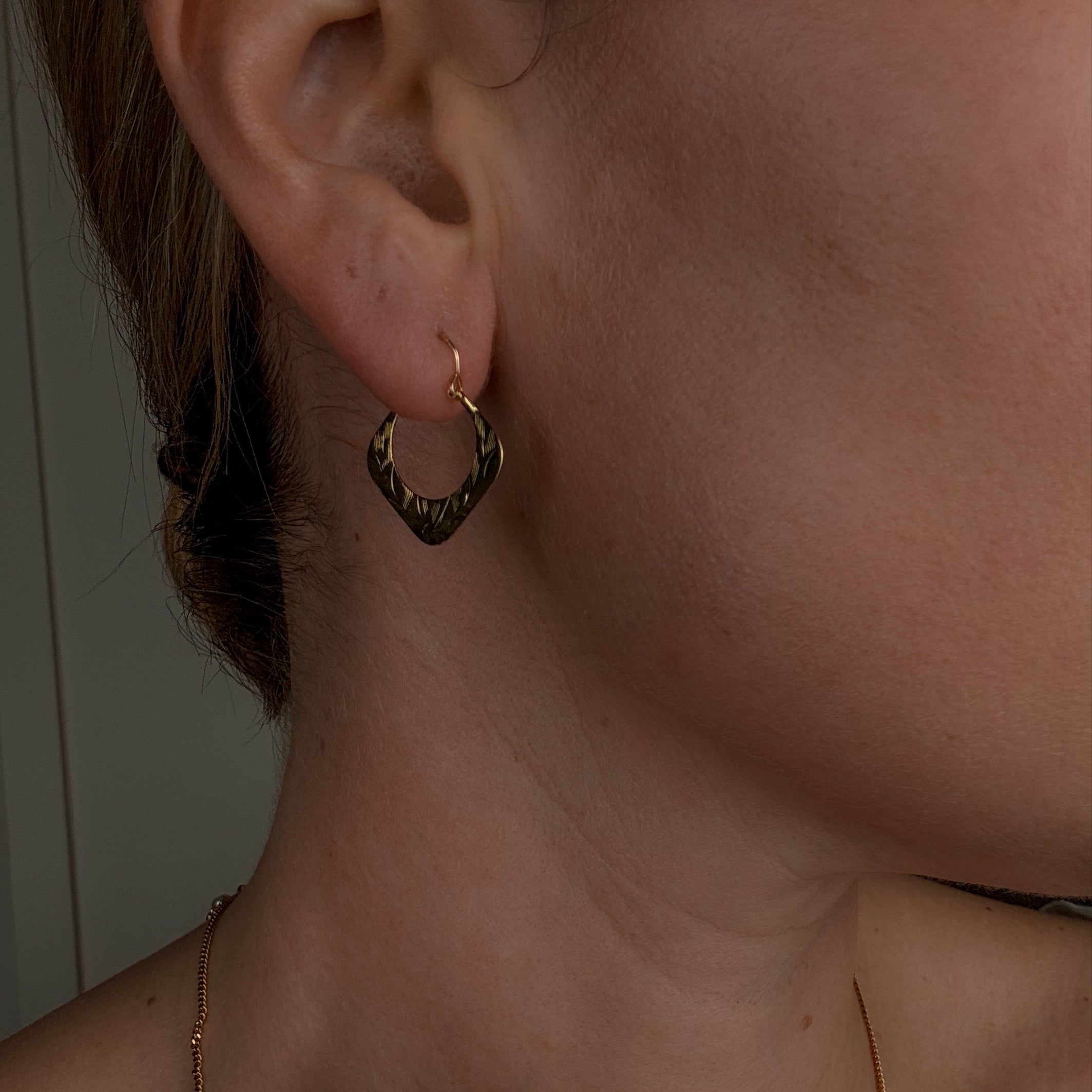 24 mm Drop Square Gold Hoops