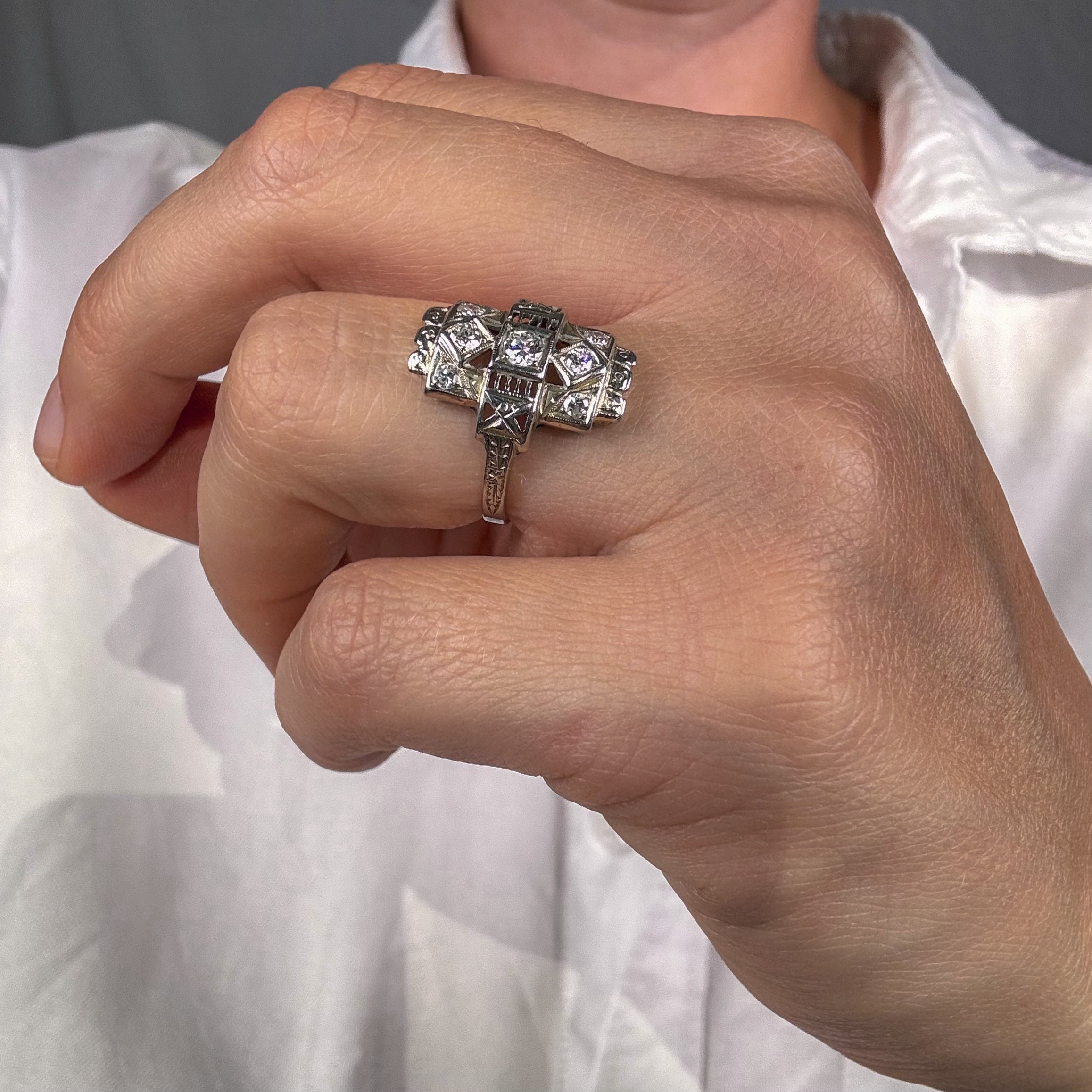 antique Art Deco 3 Diamond Ring