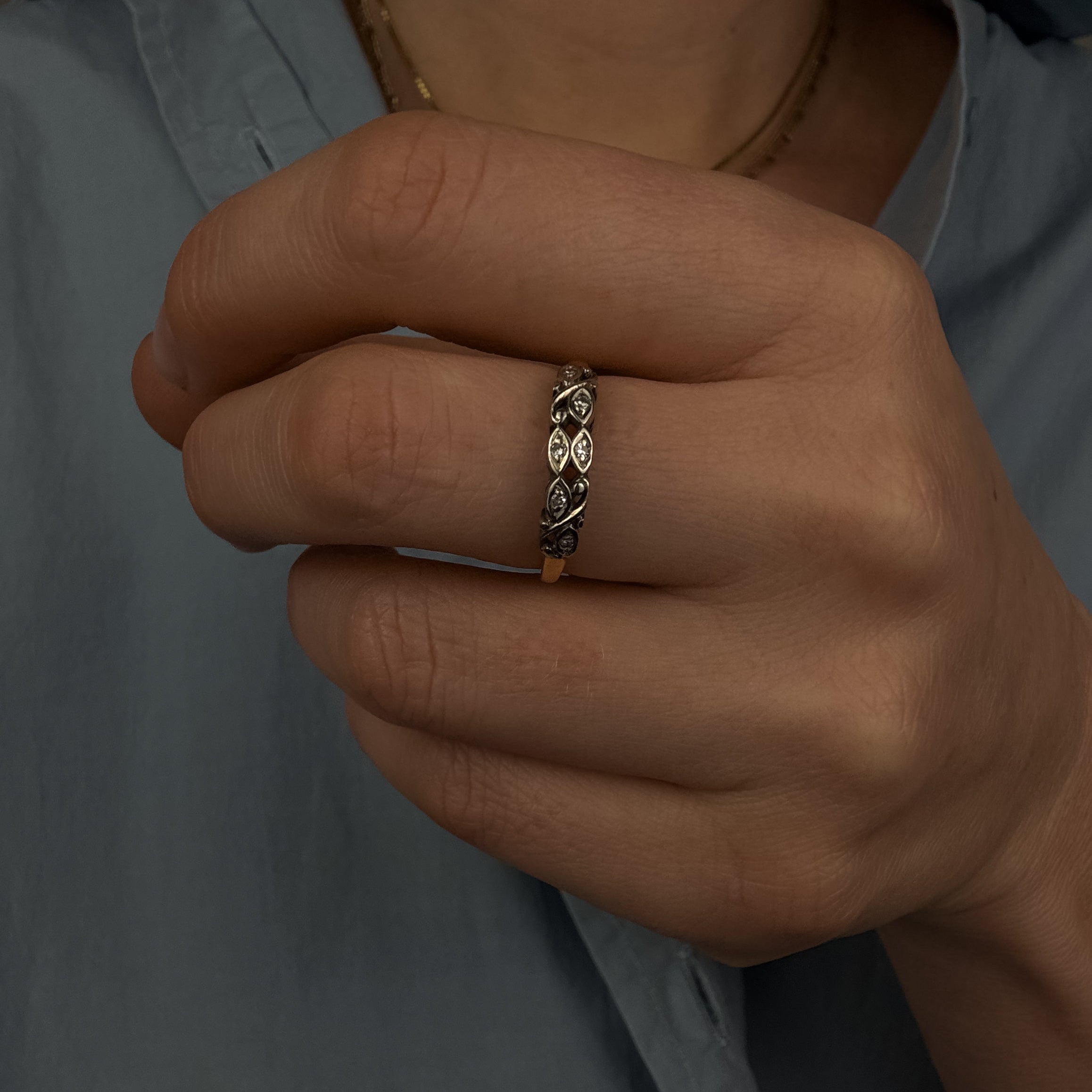 Antique Diamond Vine Band