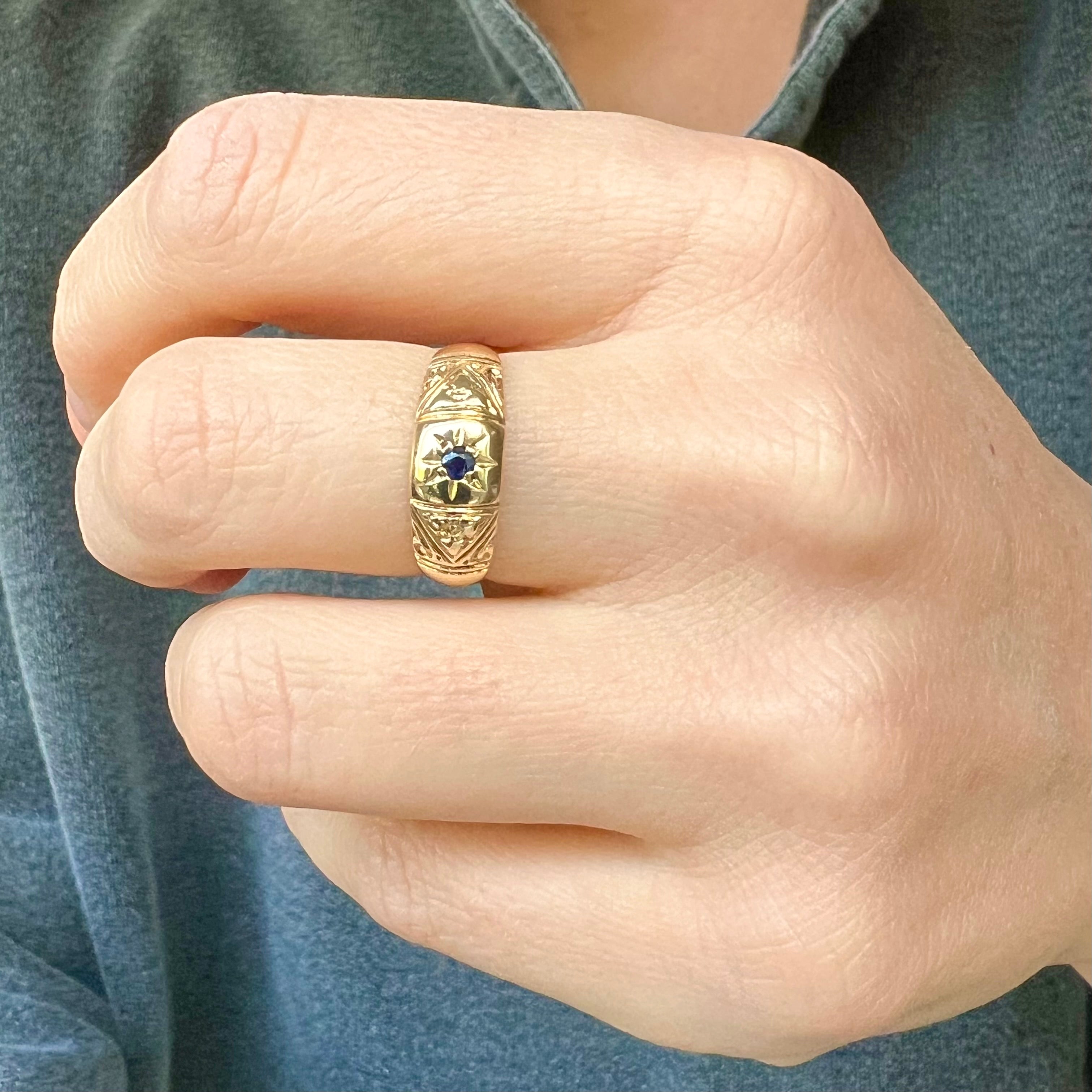 Vintage Sapphire Gold Band with Detailed Shoulders