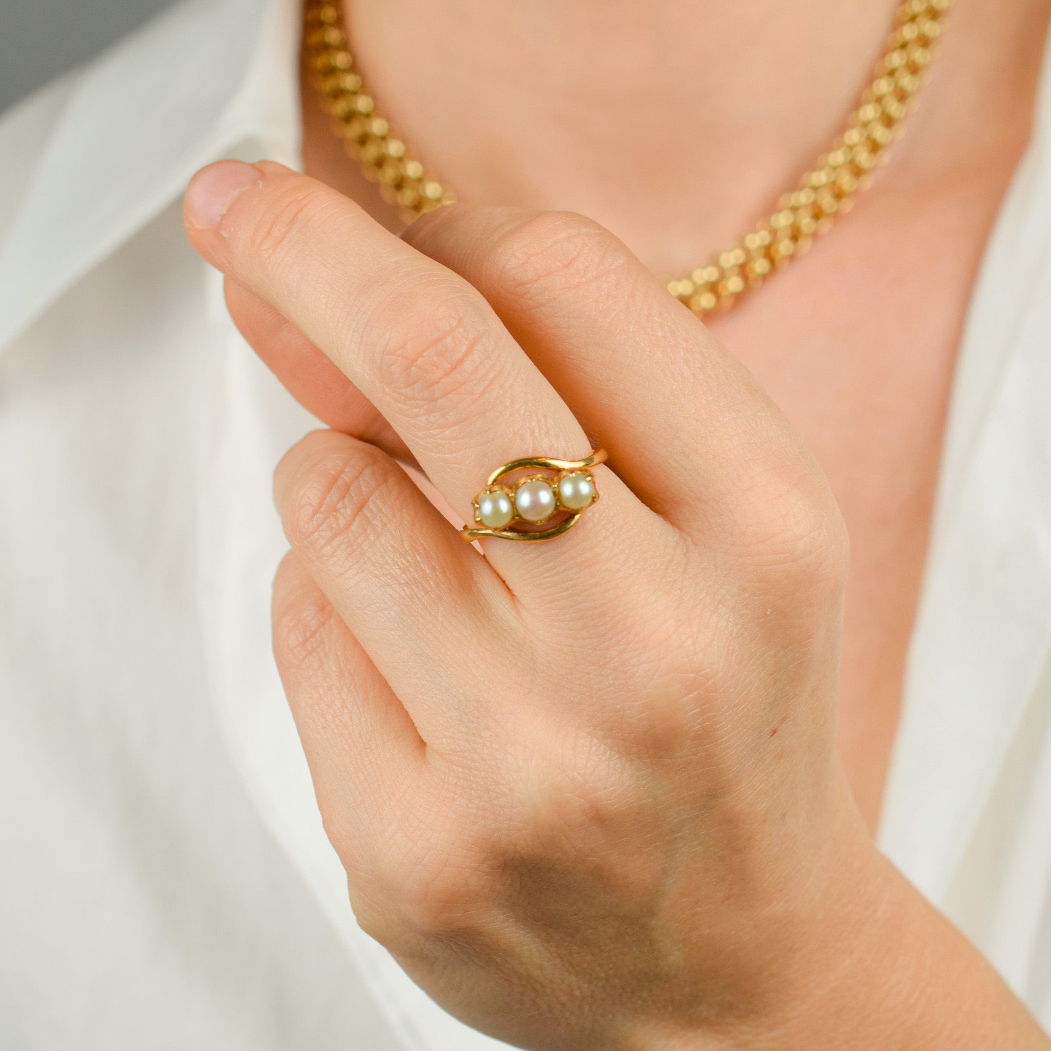 vintage 22k gold pearl trilogy ring