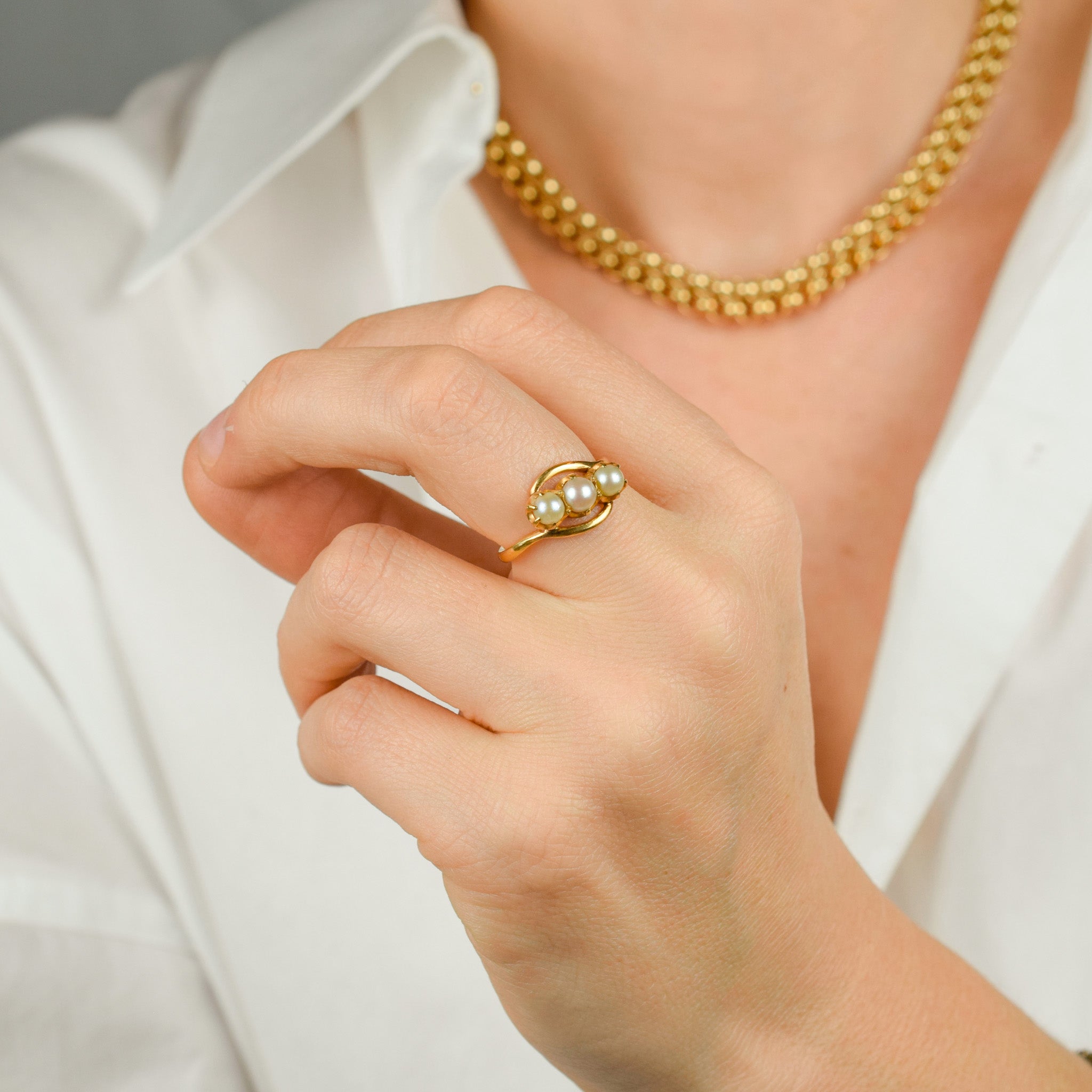 vintage 22k gold pearl trilogy ring