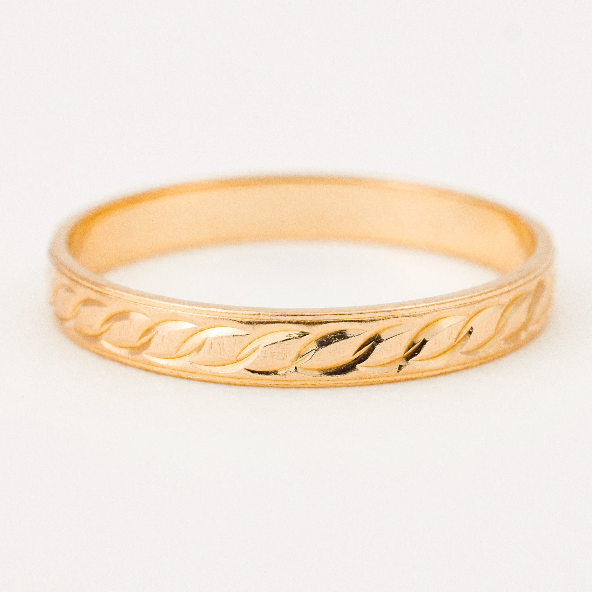 2.8 mm Chain Motif Gold Band