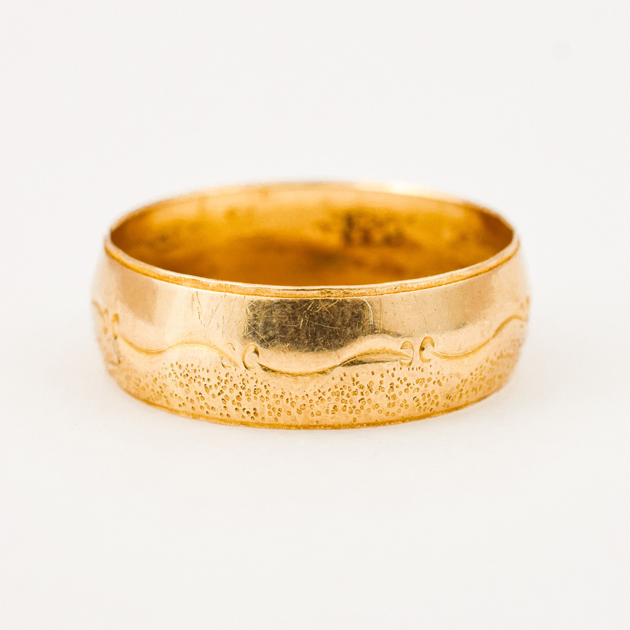 5.3 mm Multi Texture Gold Band