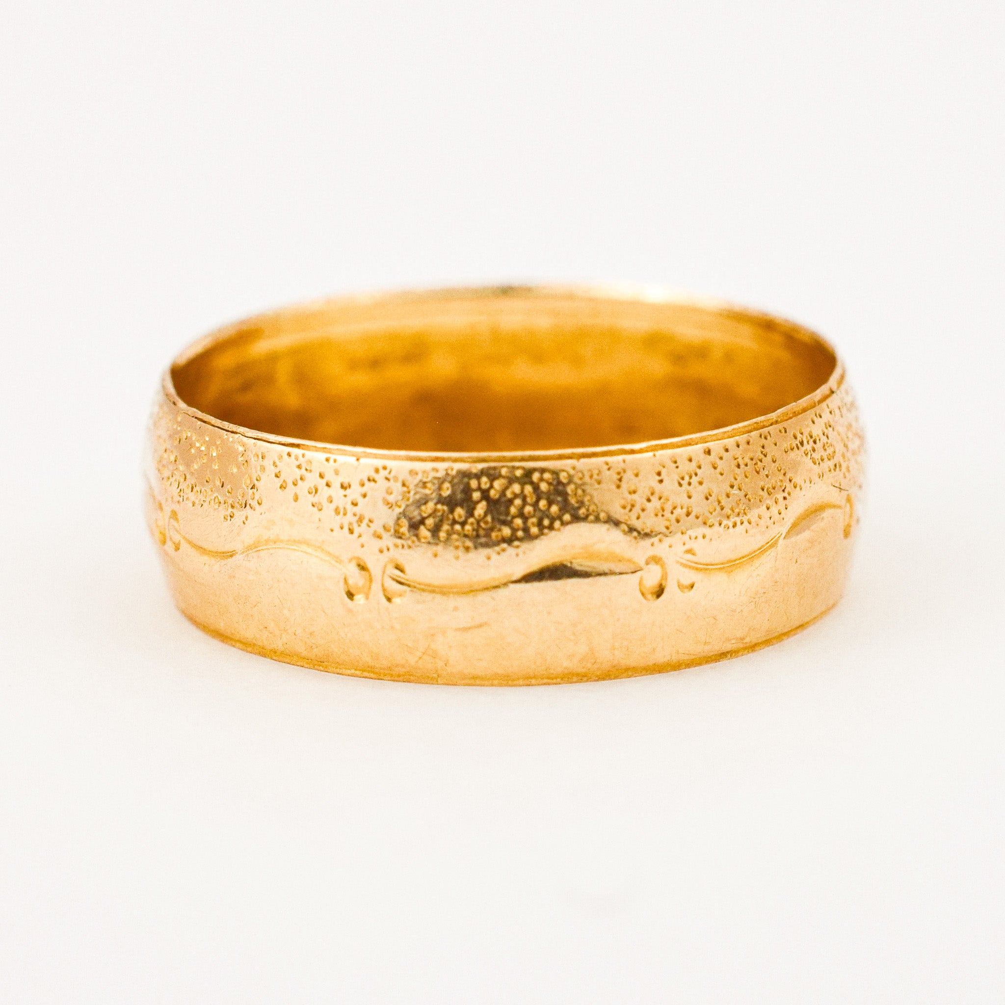 5.3 mm Multi Texture Gold Band