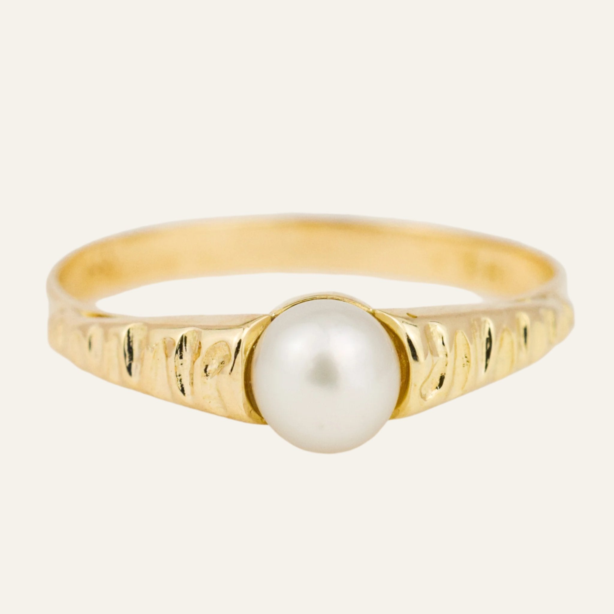 Wave Band with Pearl