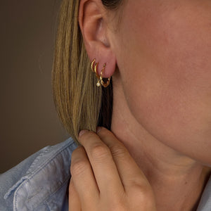 17mm Dainty Twist Hoops