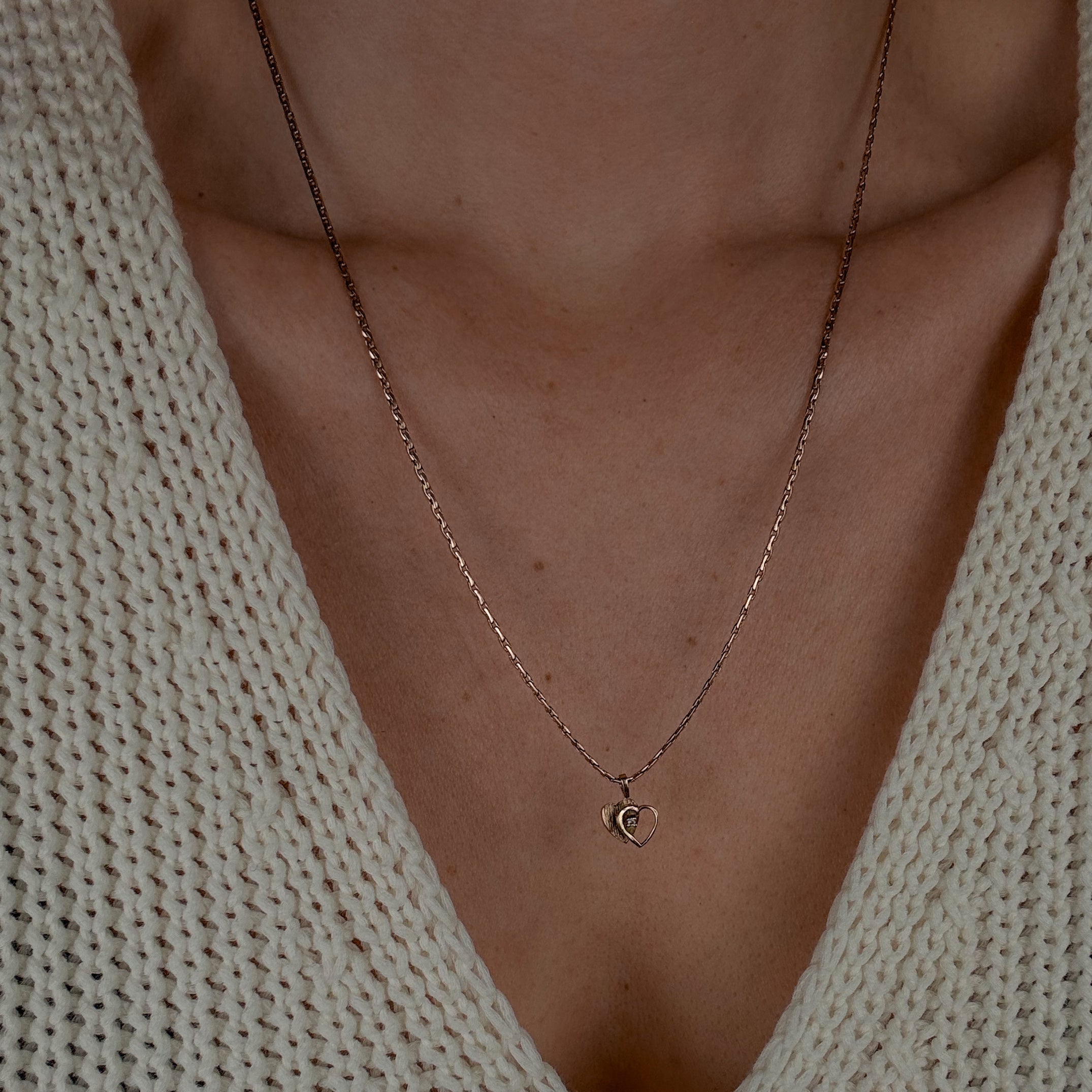 21.25" Sparkling Gold Chain Necklace with Heart Pendant