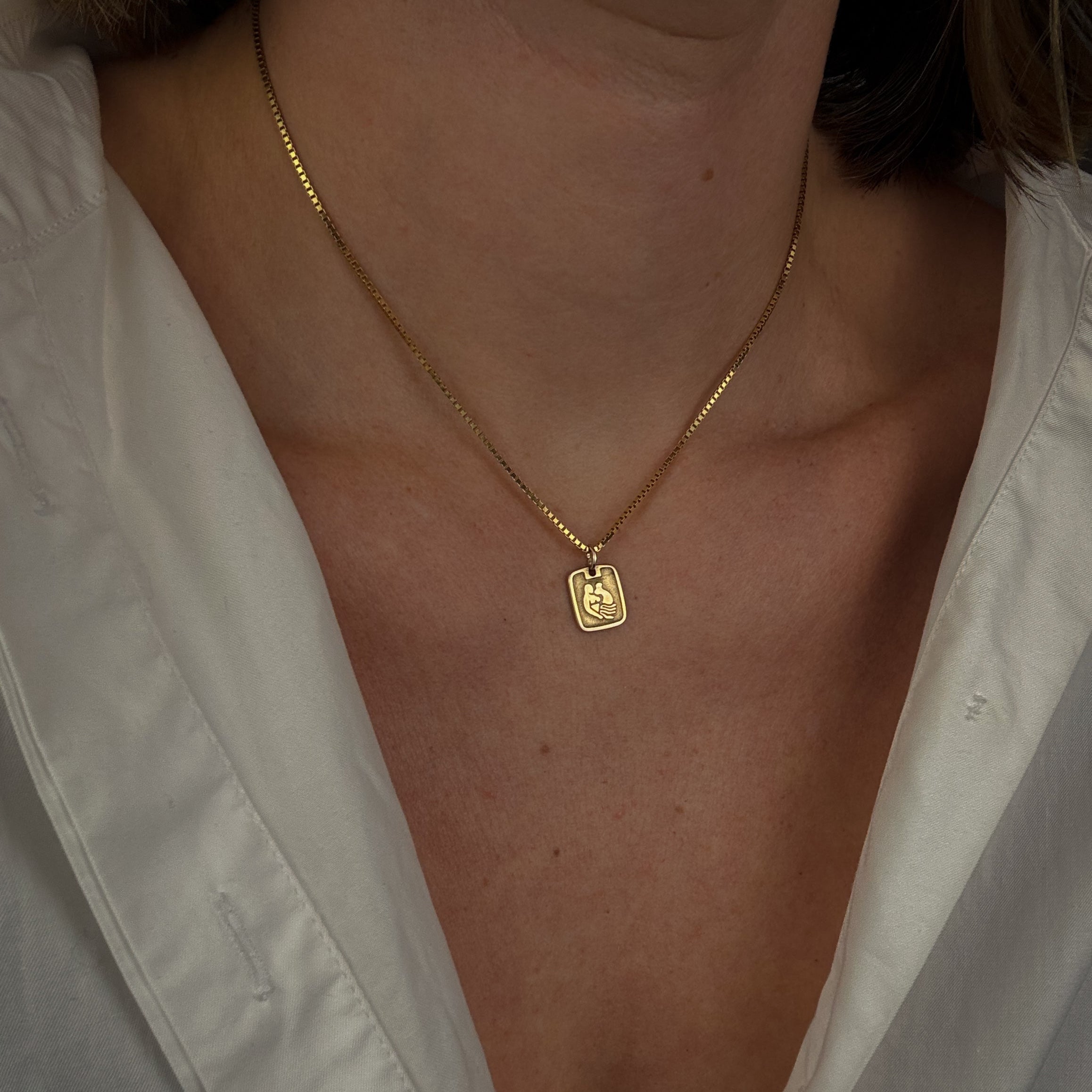 Small Aquarius Pendant
