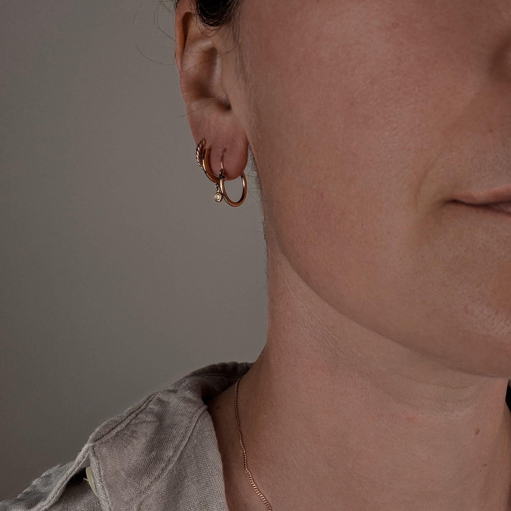 17.6mm Dainty Hoops