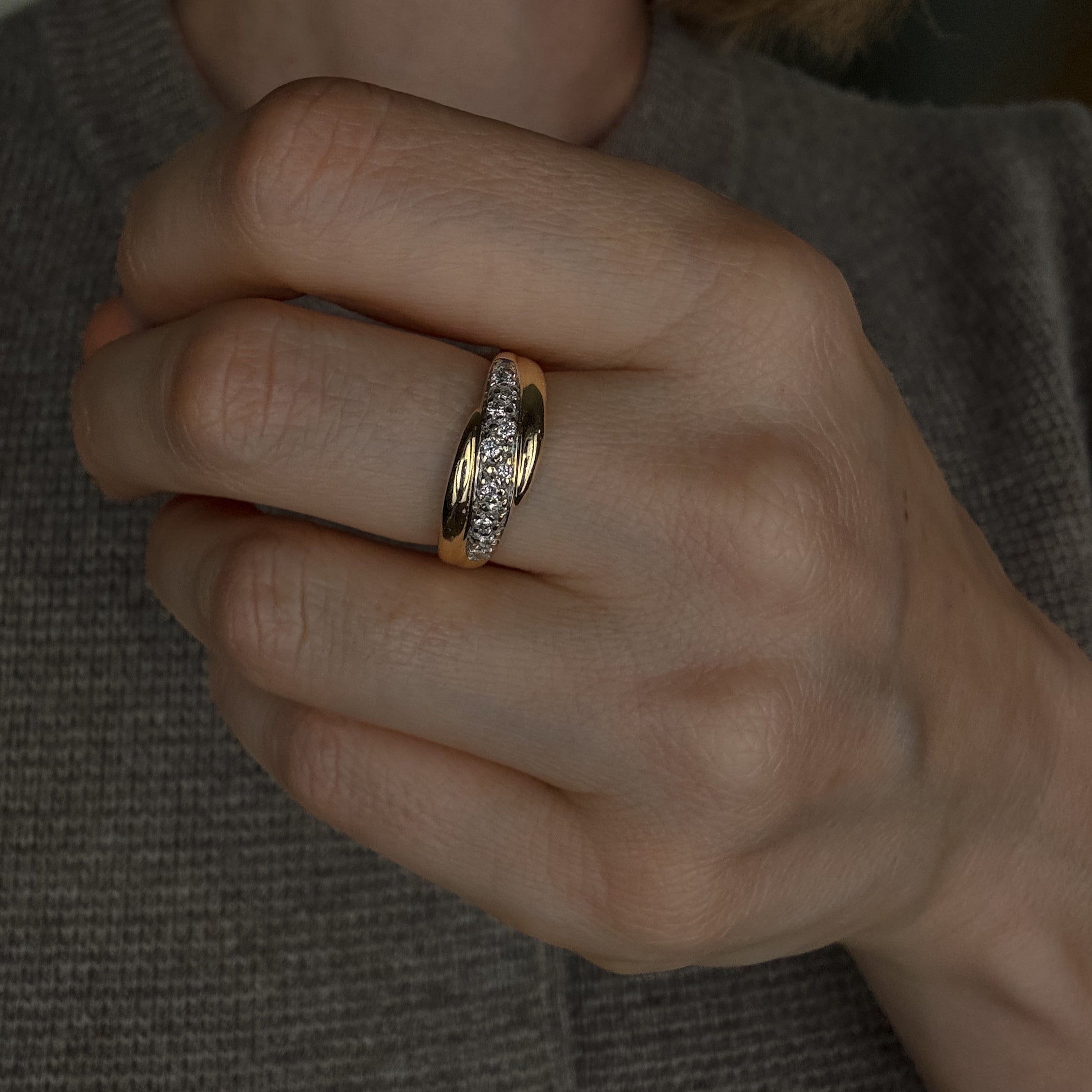 11 Diamond and Gold Vintage Band
