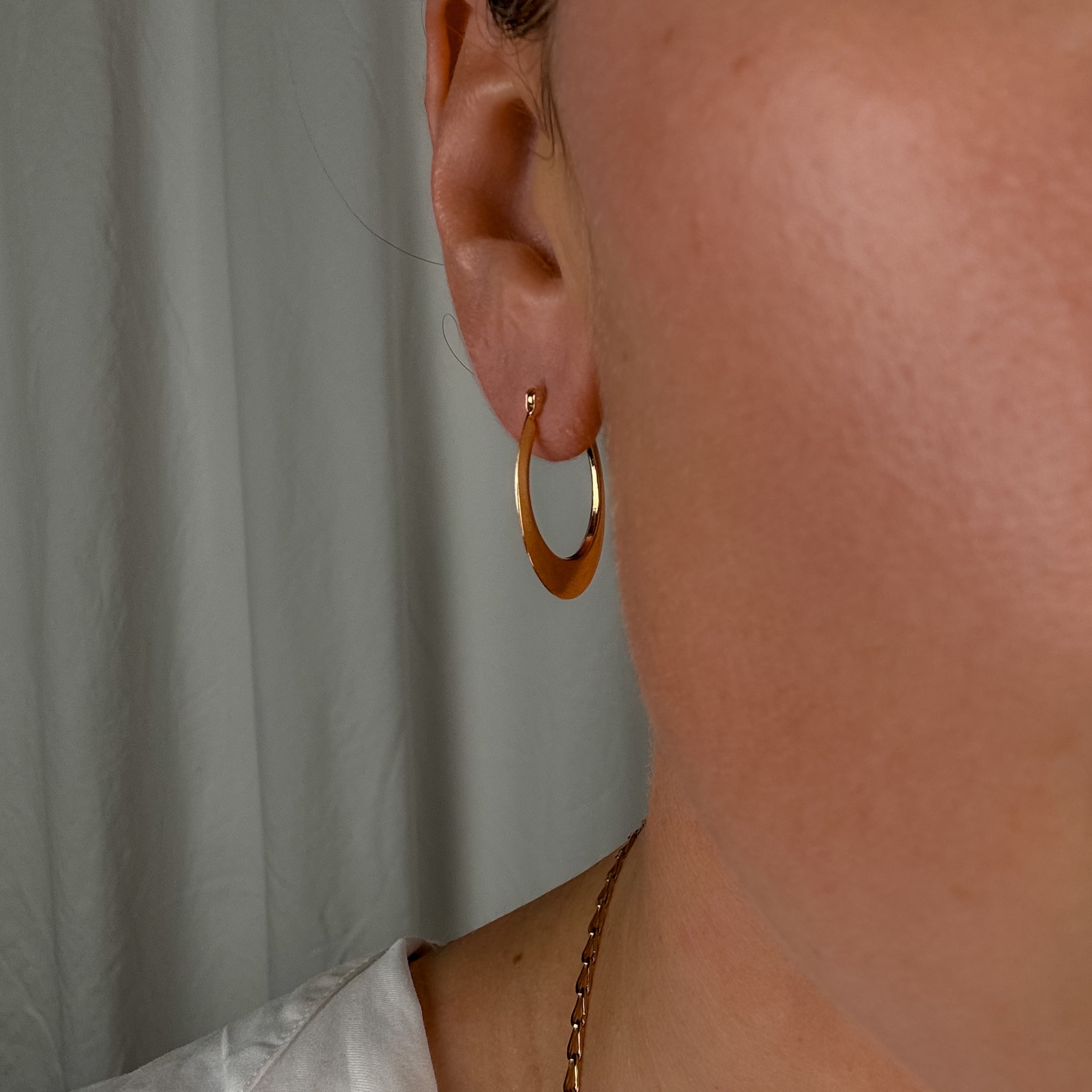 26 mm Oval Gold Hoops