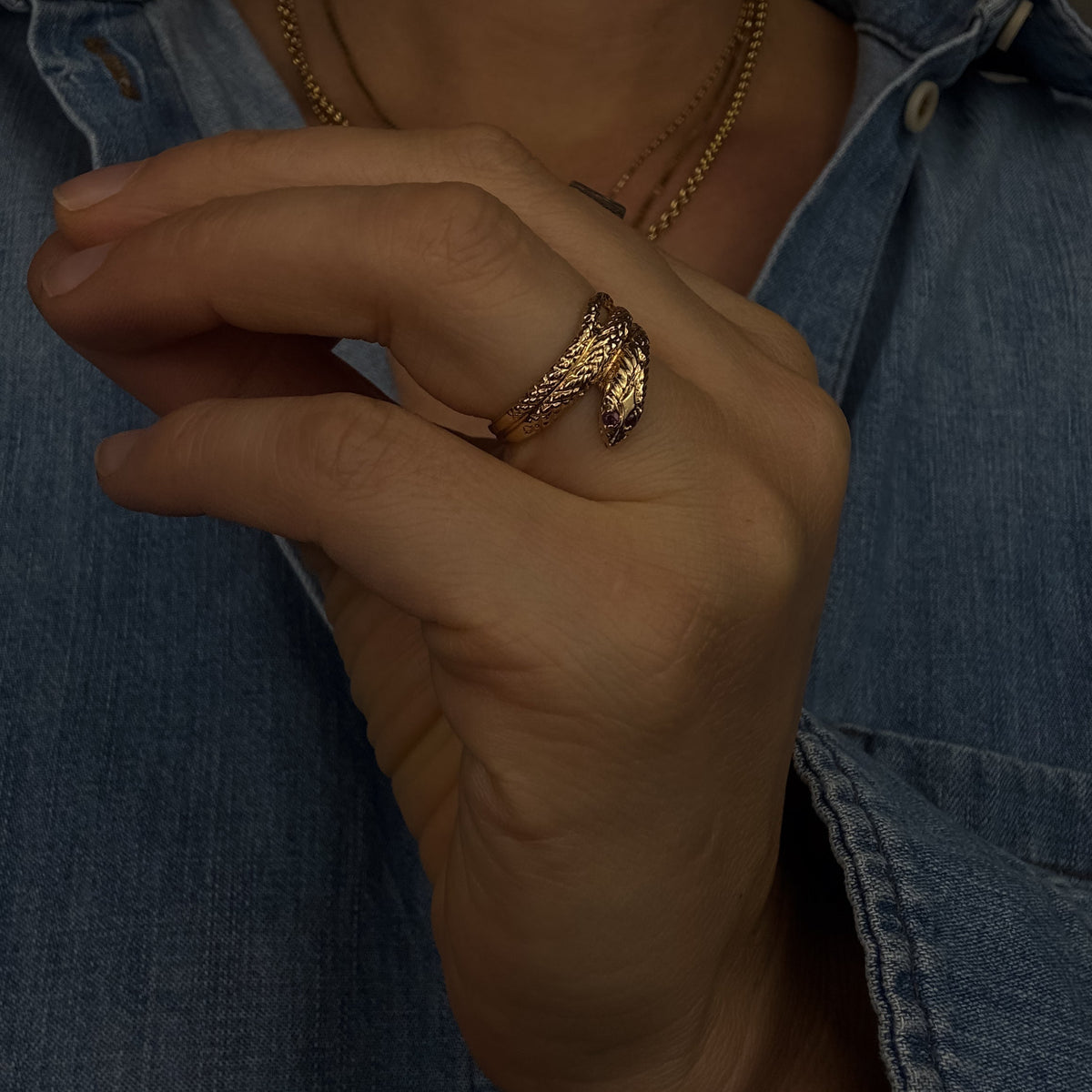 Red-Eyed Snake Ring