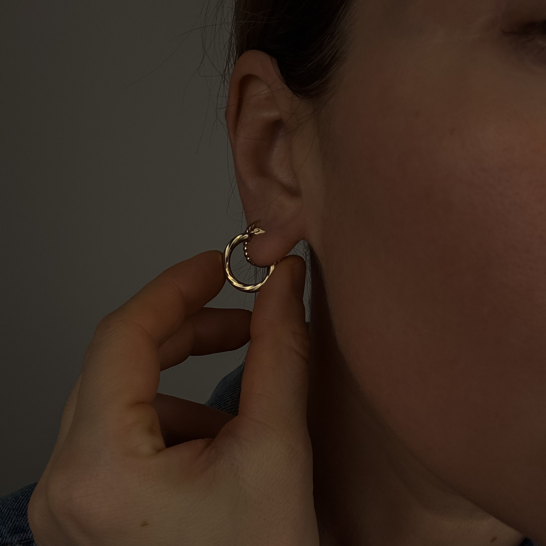 19mm Twist Hoops