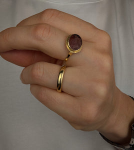 Glass Carved Ring