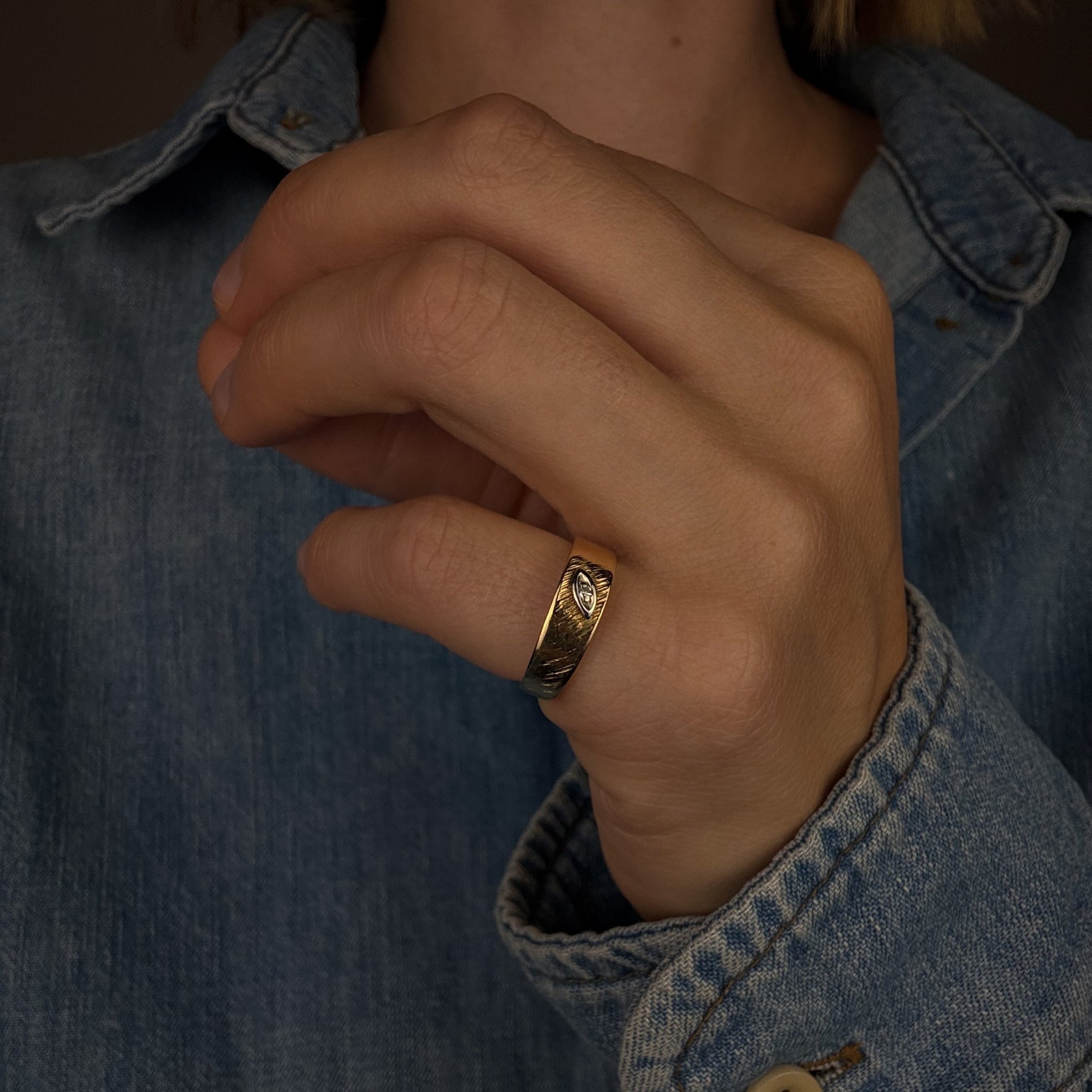 Marquise Detail Diamond Band