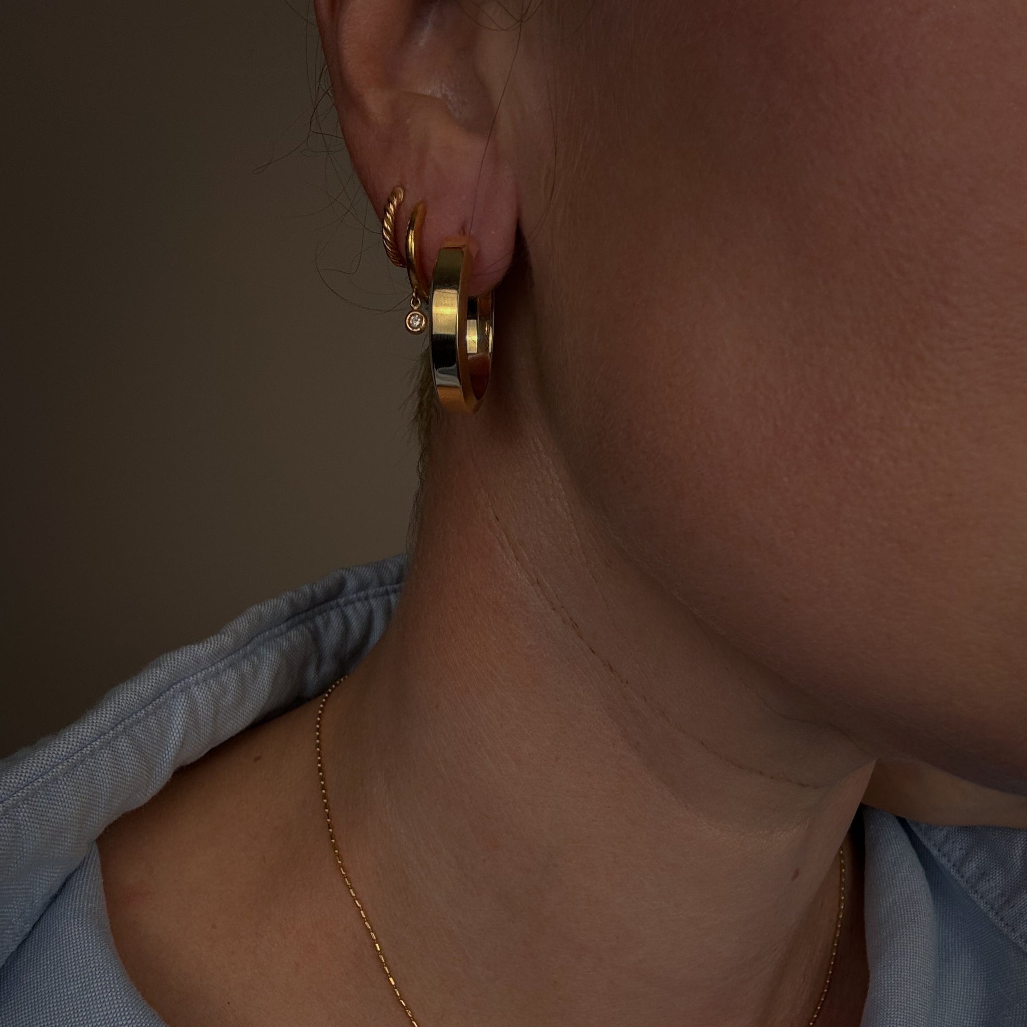26.6mm Wide Gold Hoops