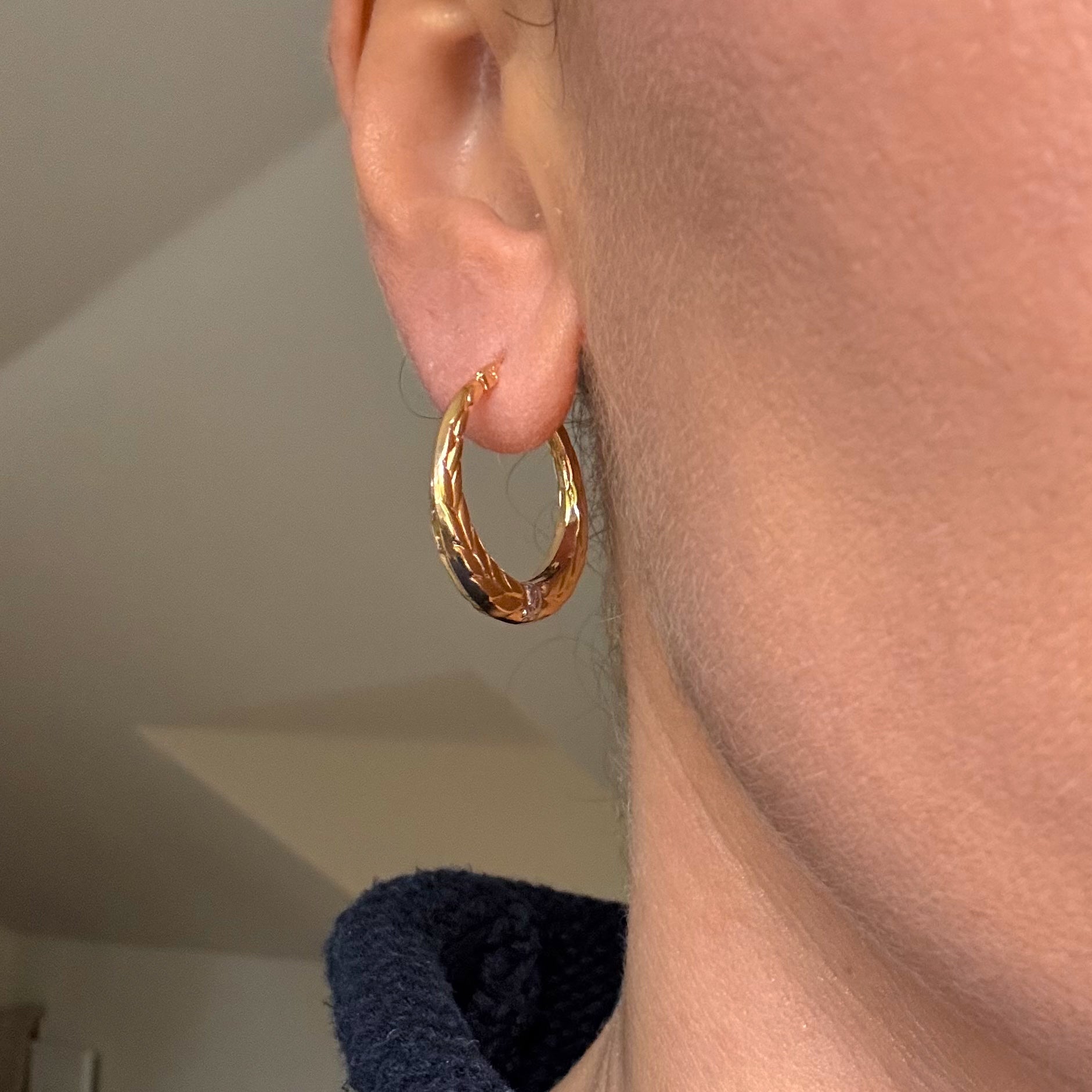 26.2 mm Leaf and Floral Motif Gold Hoops