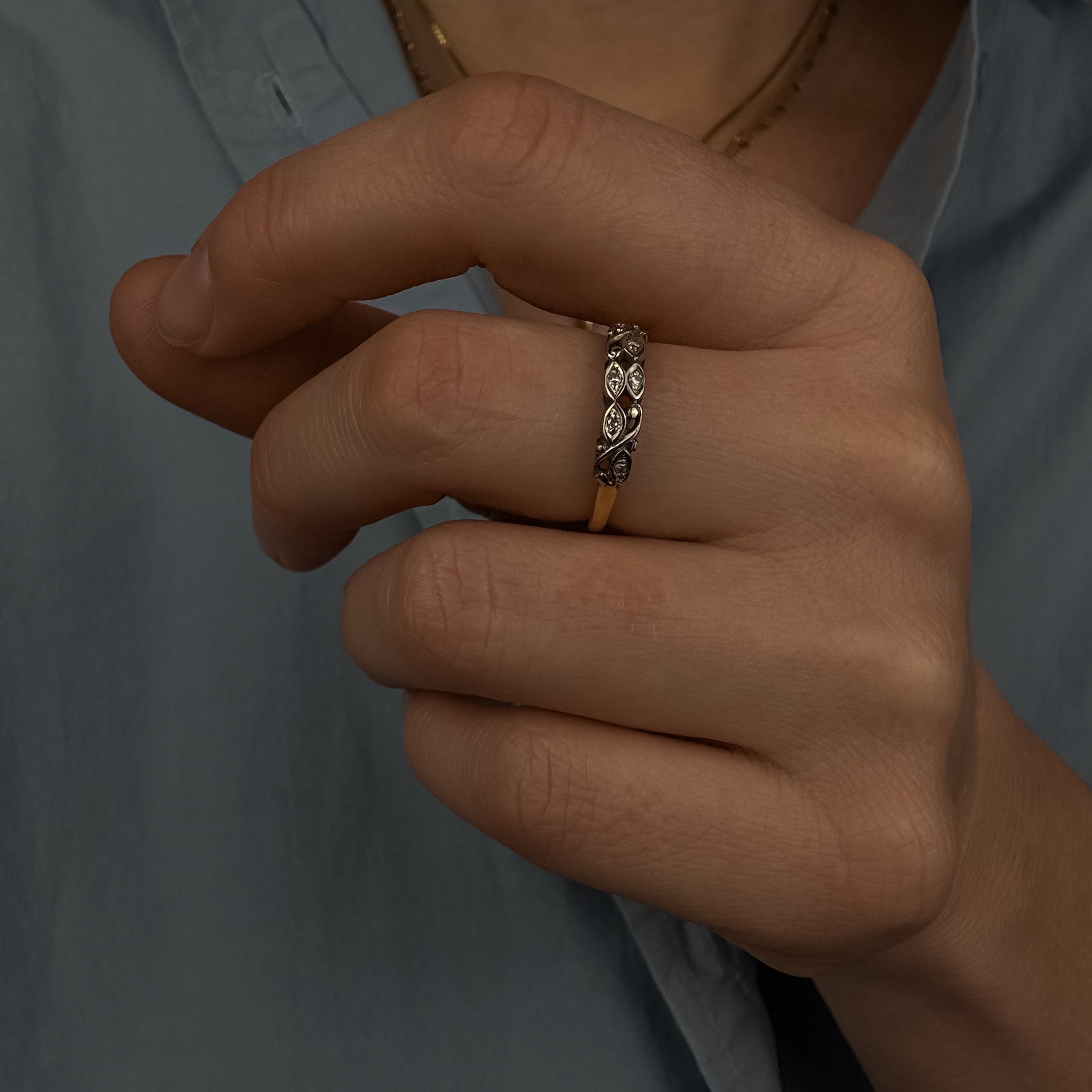 Antique Diamond Vine Band