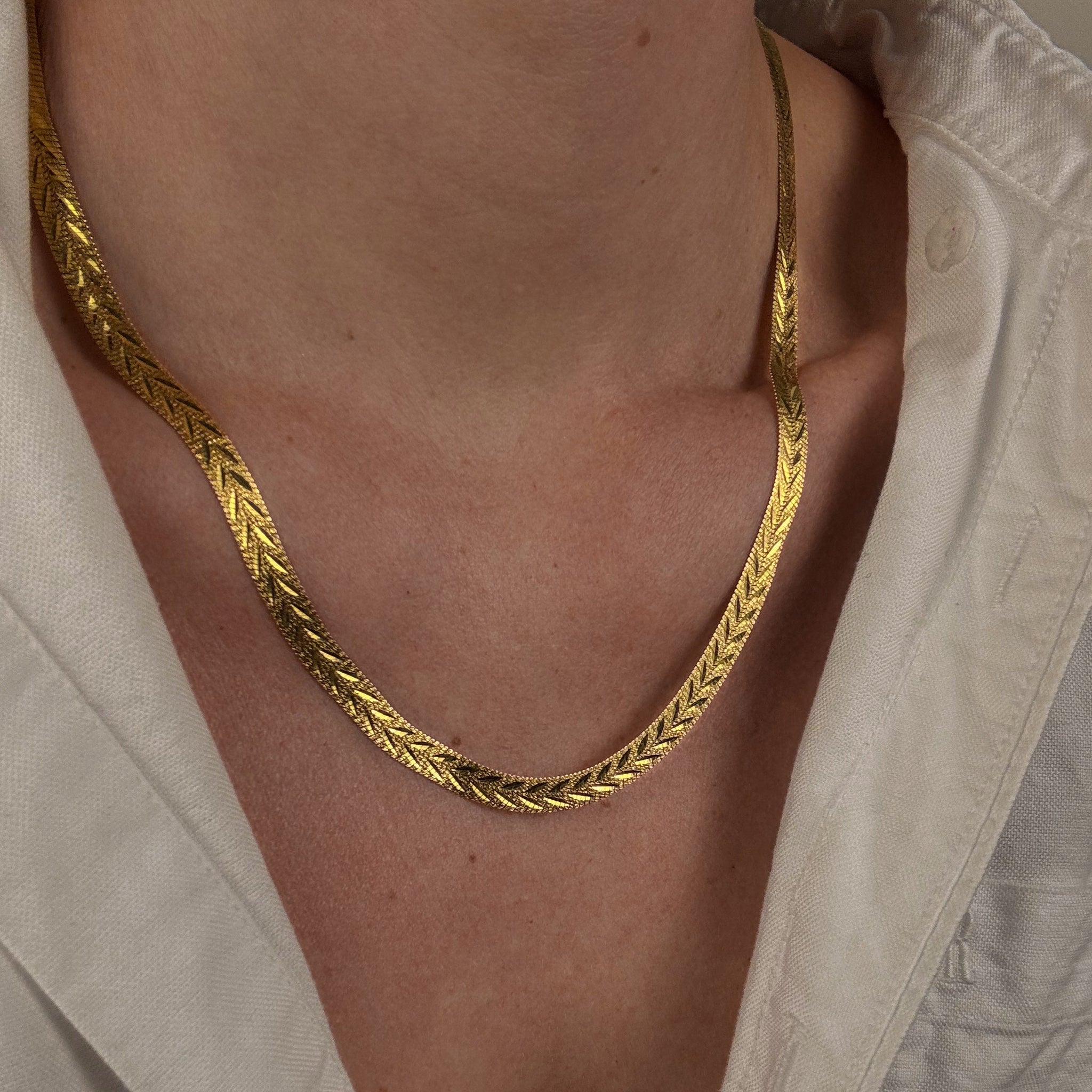 18.5" Double Sided Herringbone Necklace