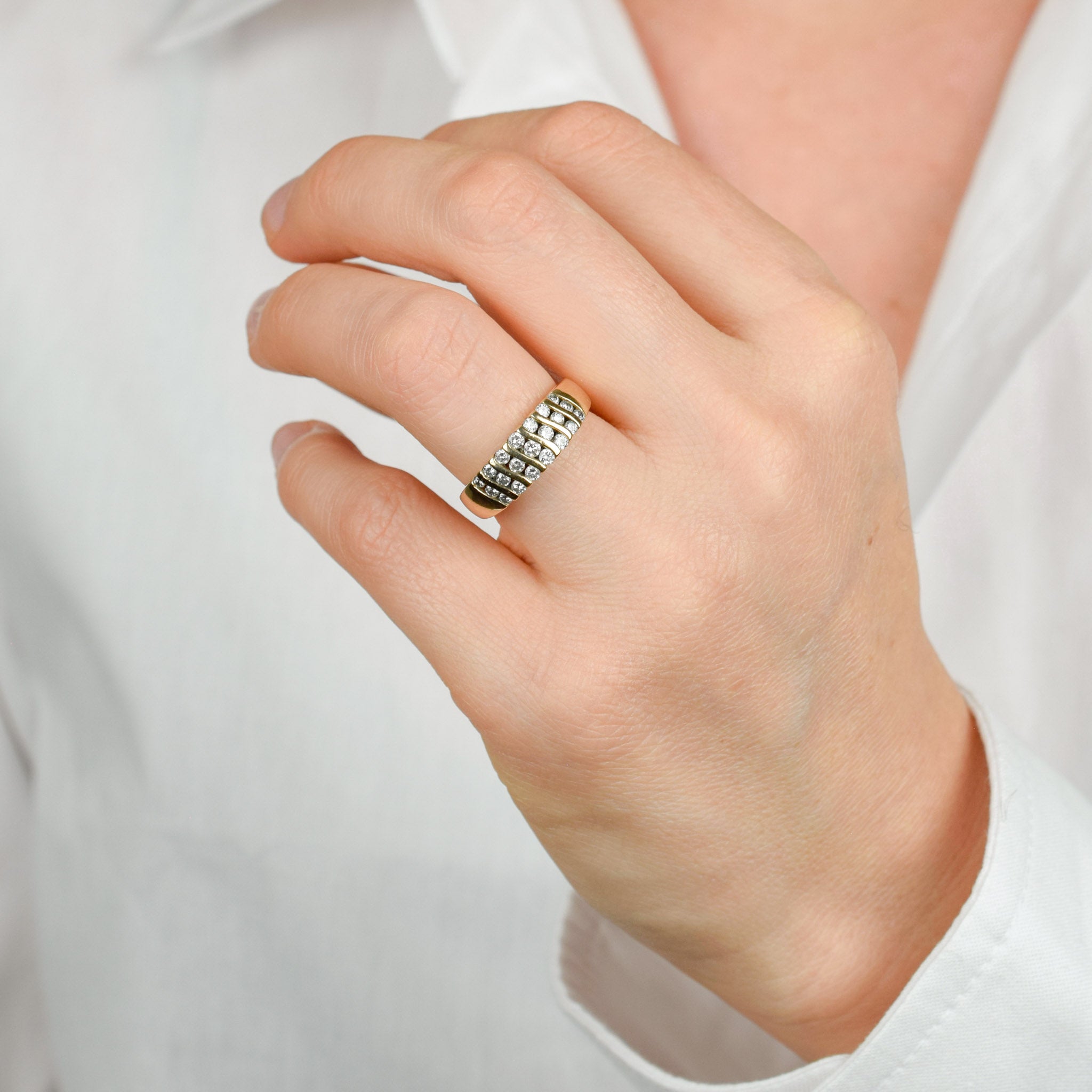 vintage gold triple diamond band