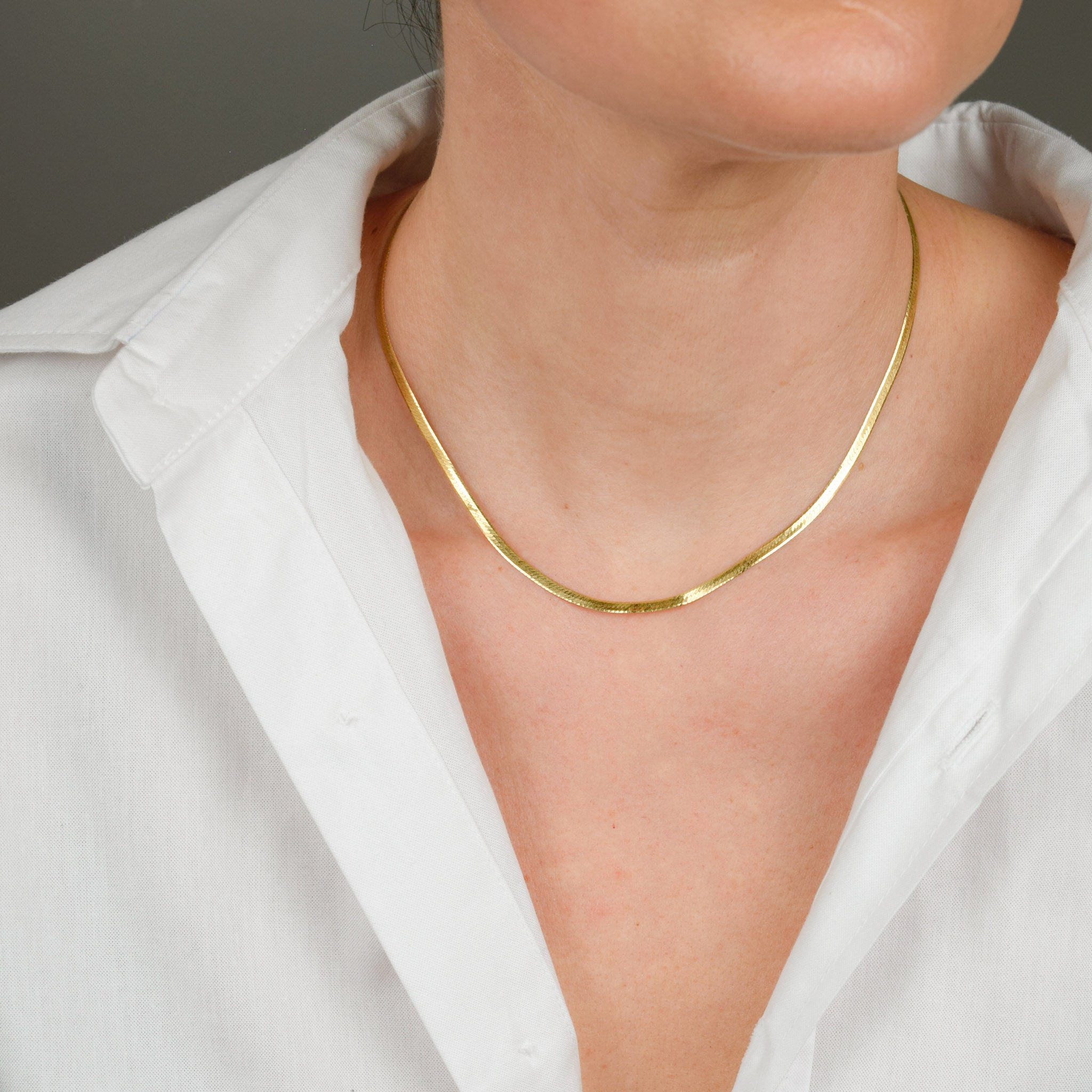 vintage 18k herringbone necklace
