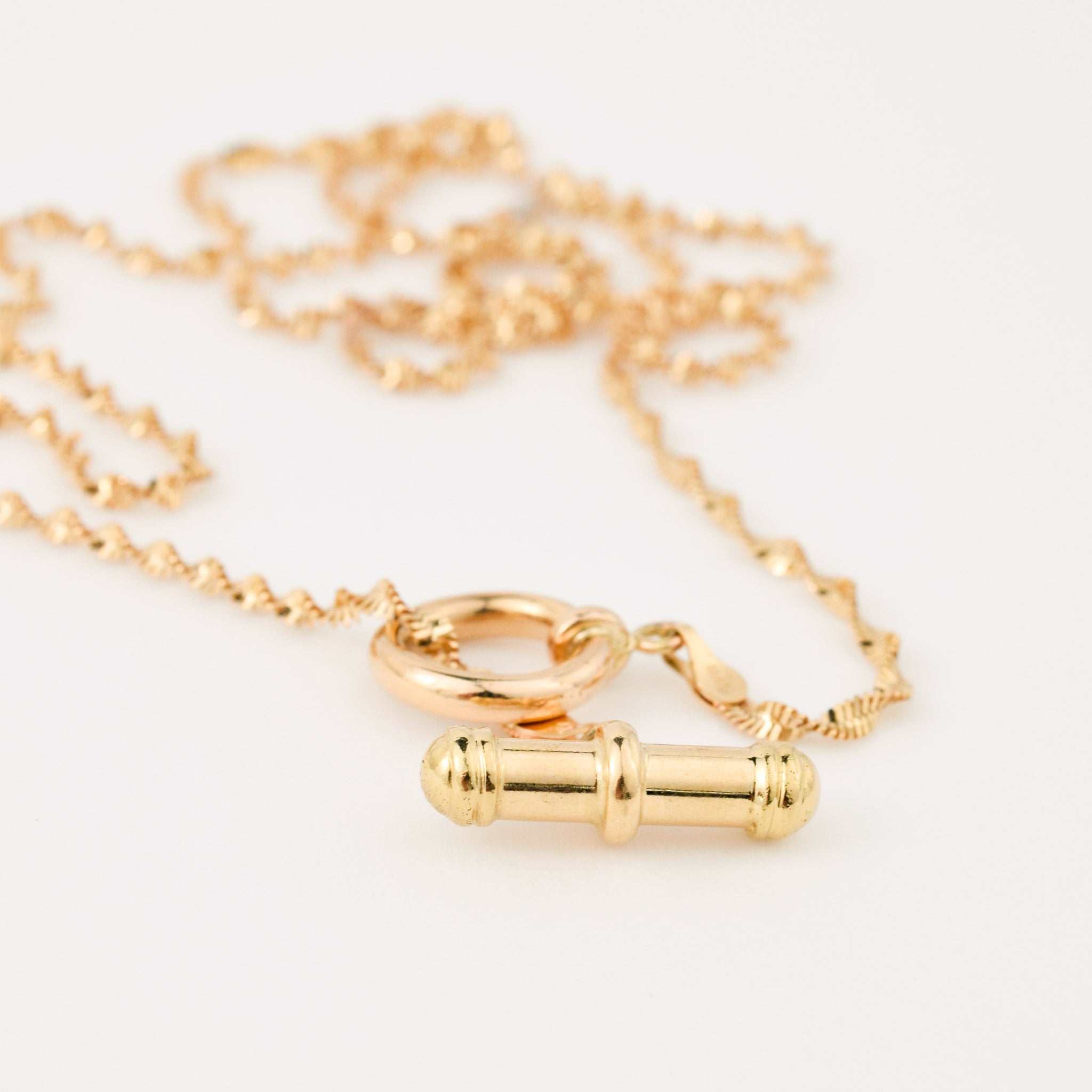 vintage gold toggle necklace