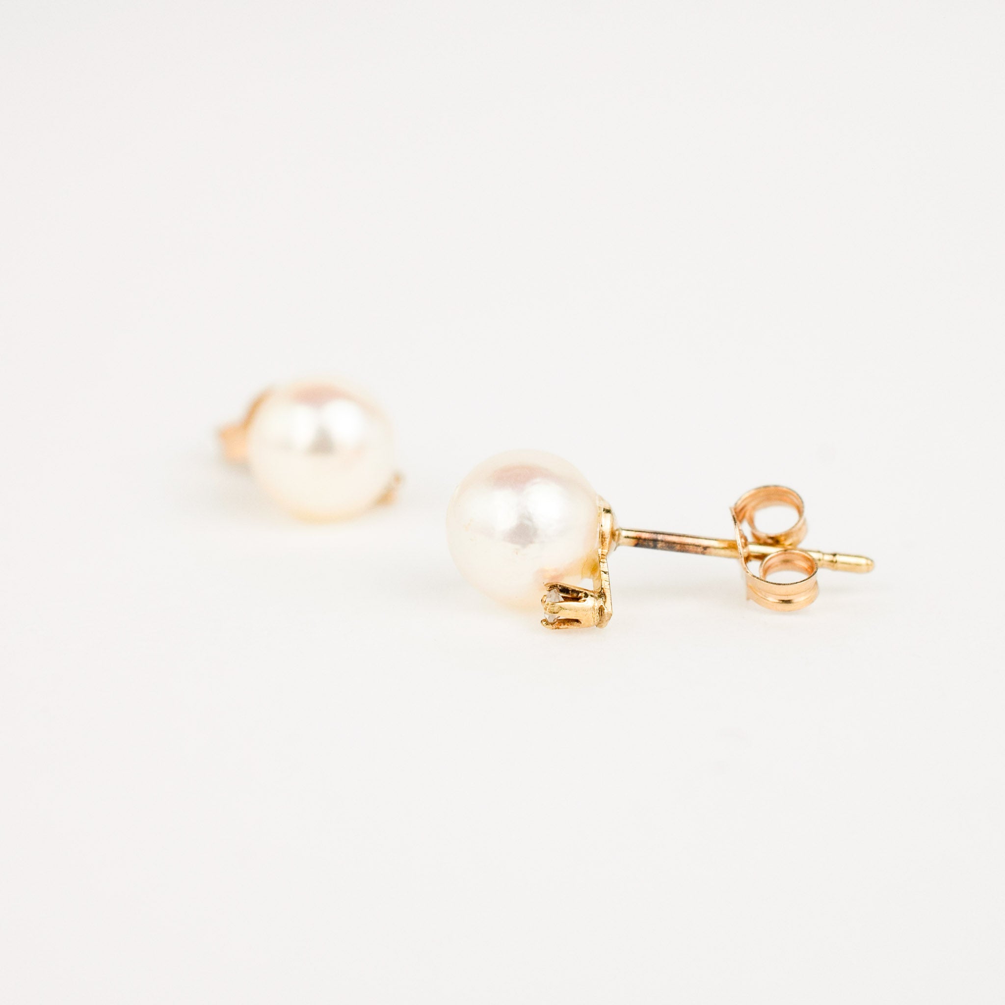 vintage gold pearl and diamond stud earrings 