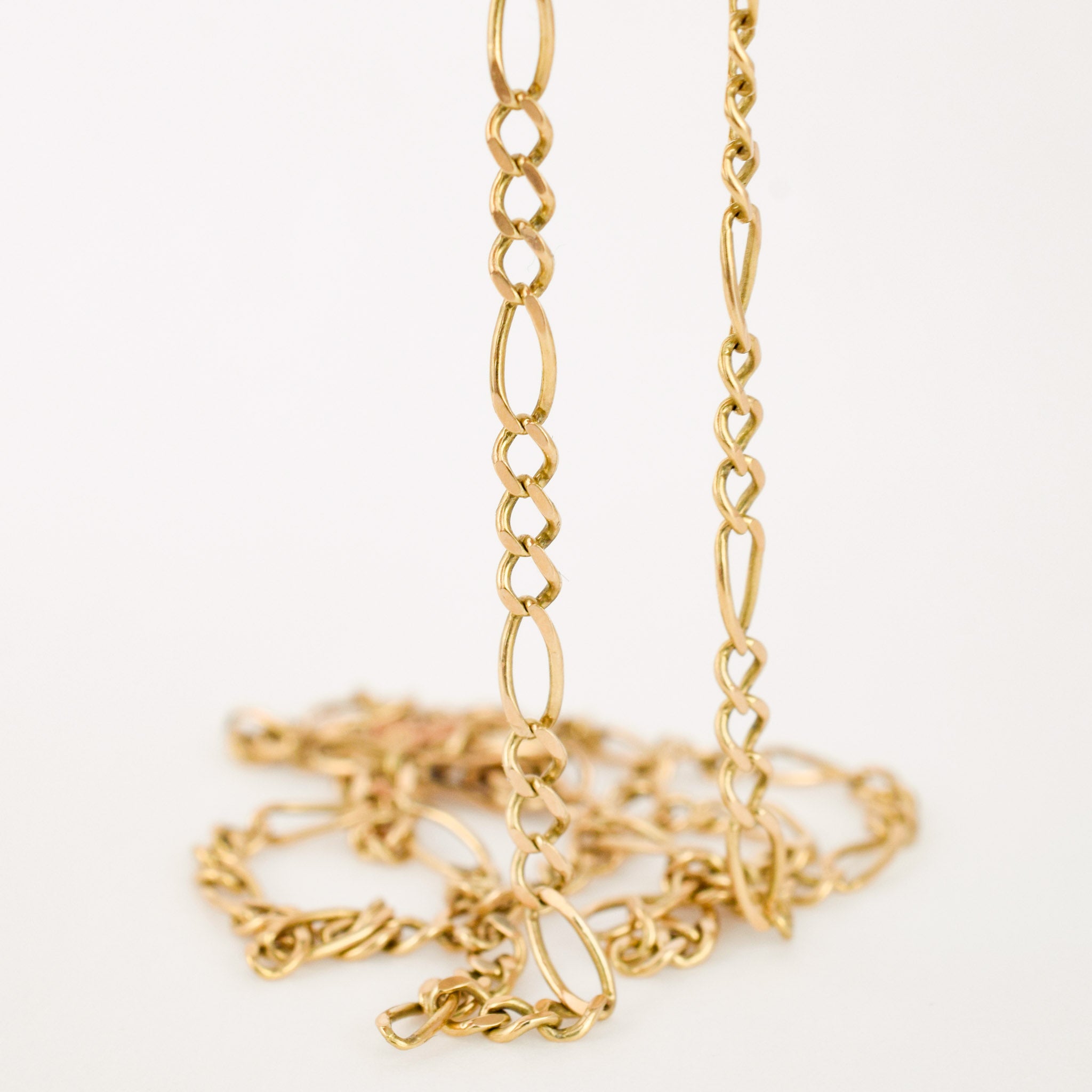 vintage gold figaro necklace