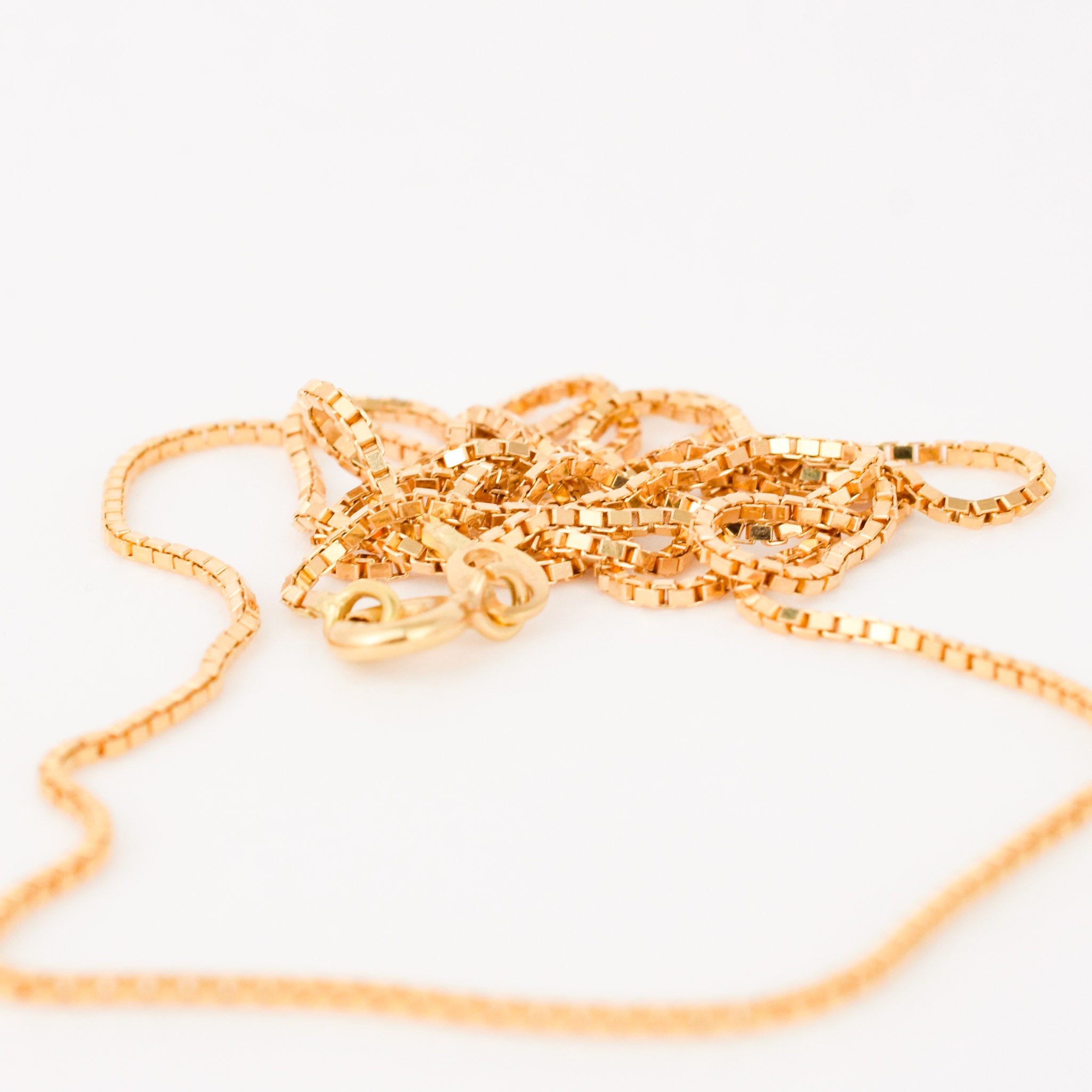 vintage 18k box chain necklace