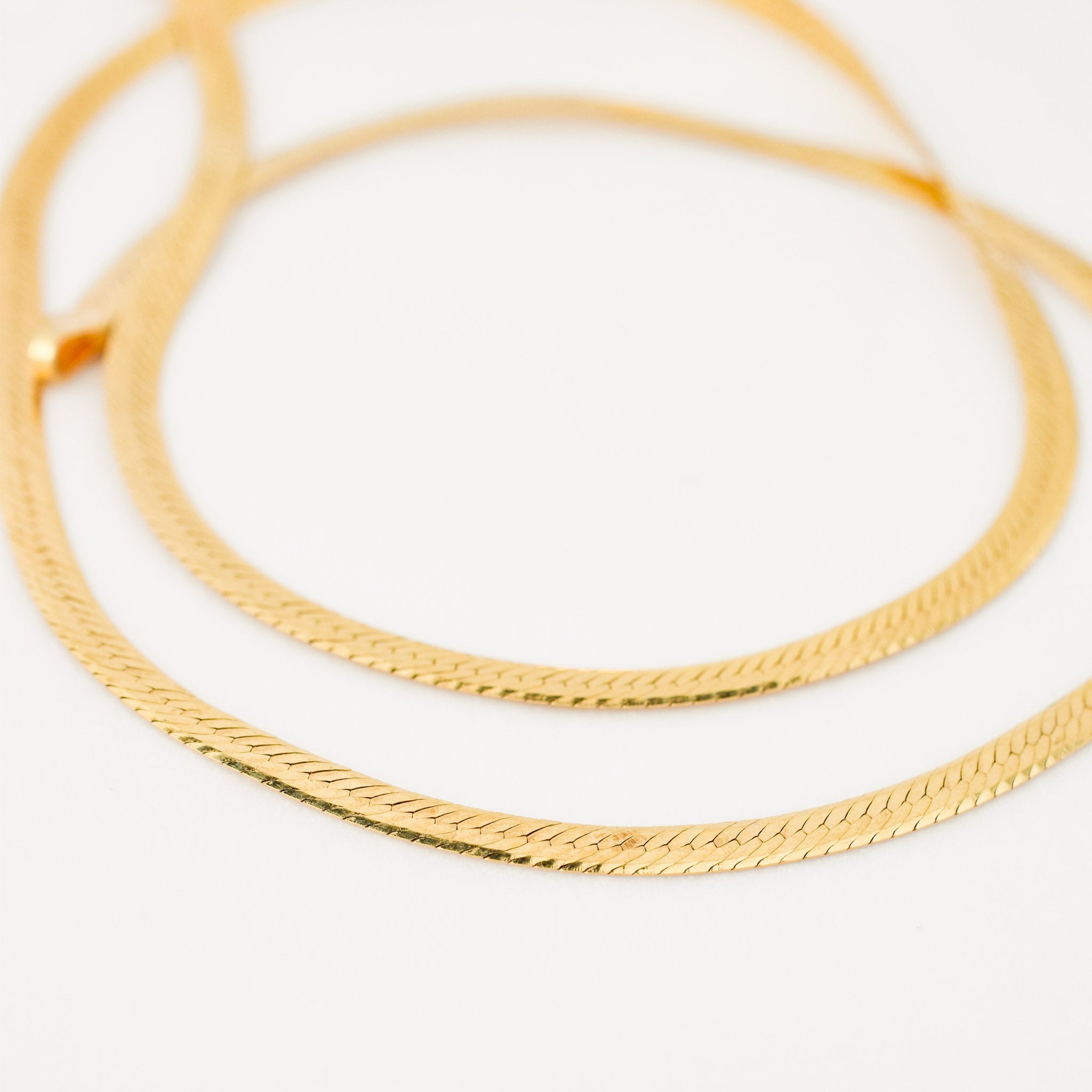 vintage 18k herringbone necklace